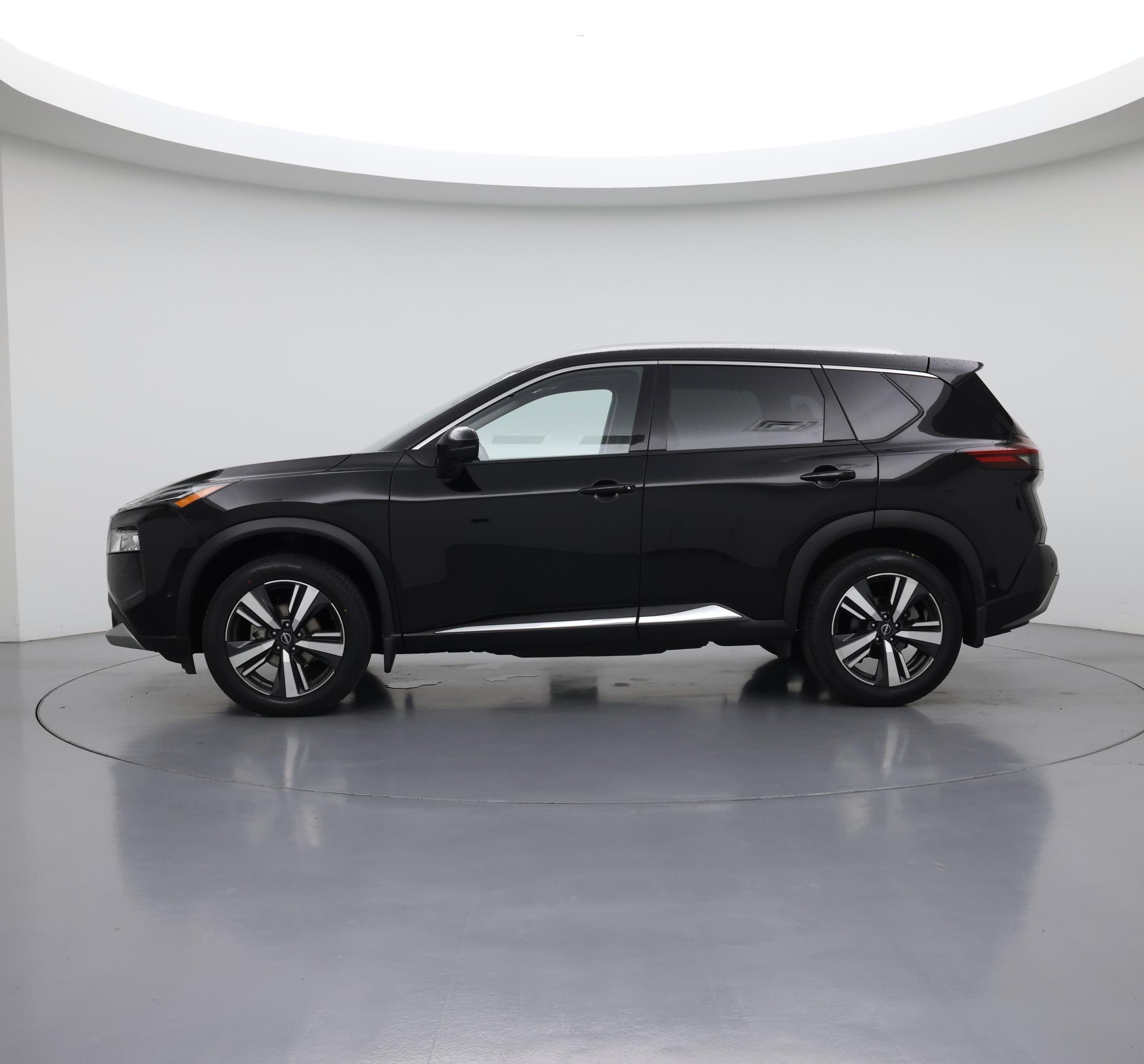 Thumbnail: 2023 Nissan Rogue - 3
