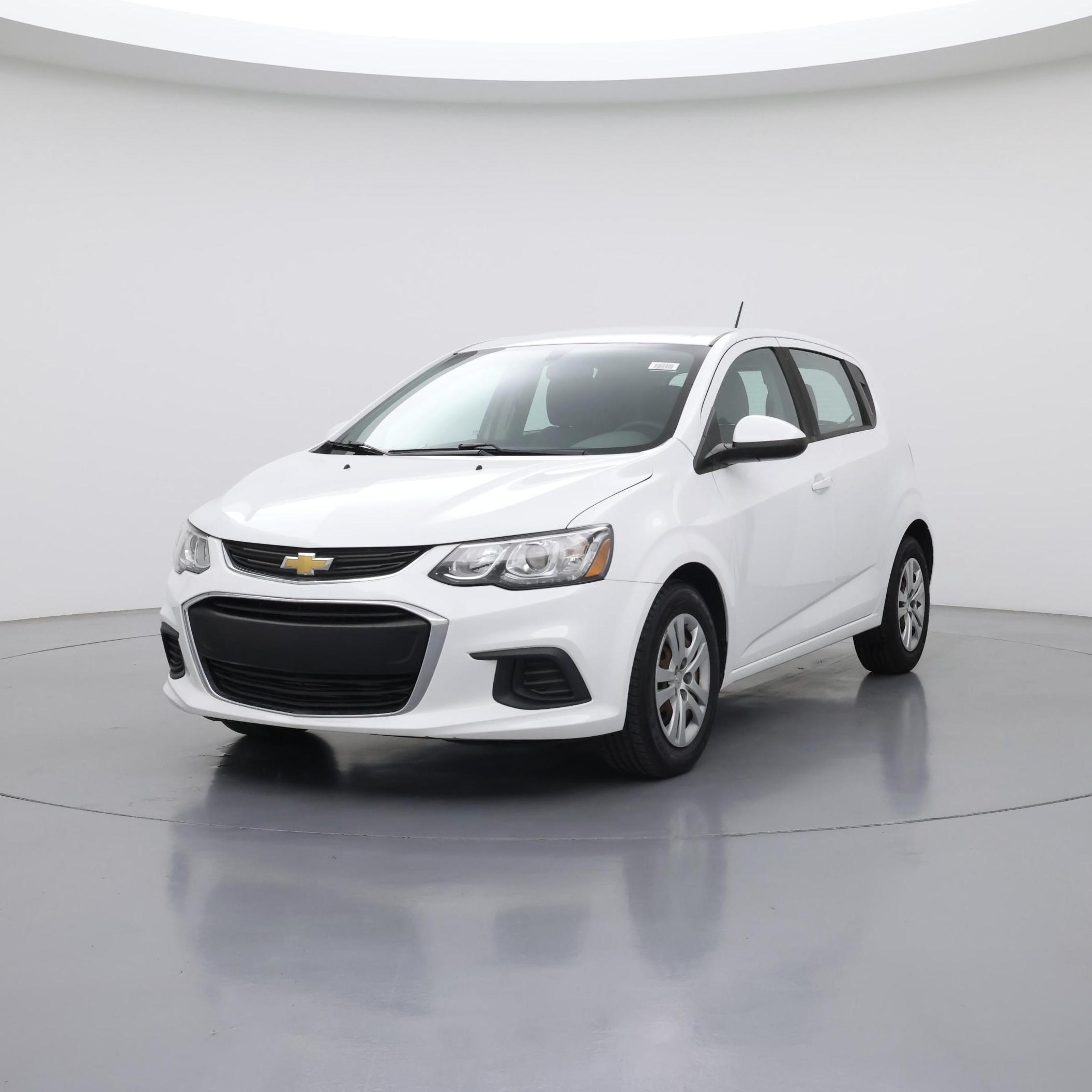 Thumbnail: 2020 Chevrolet Sonic - 4