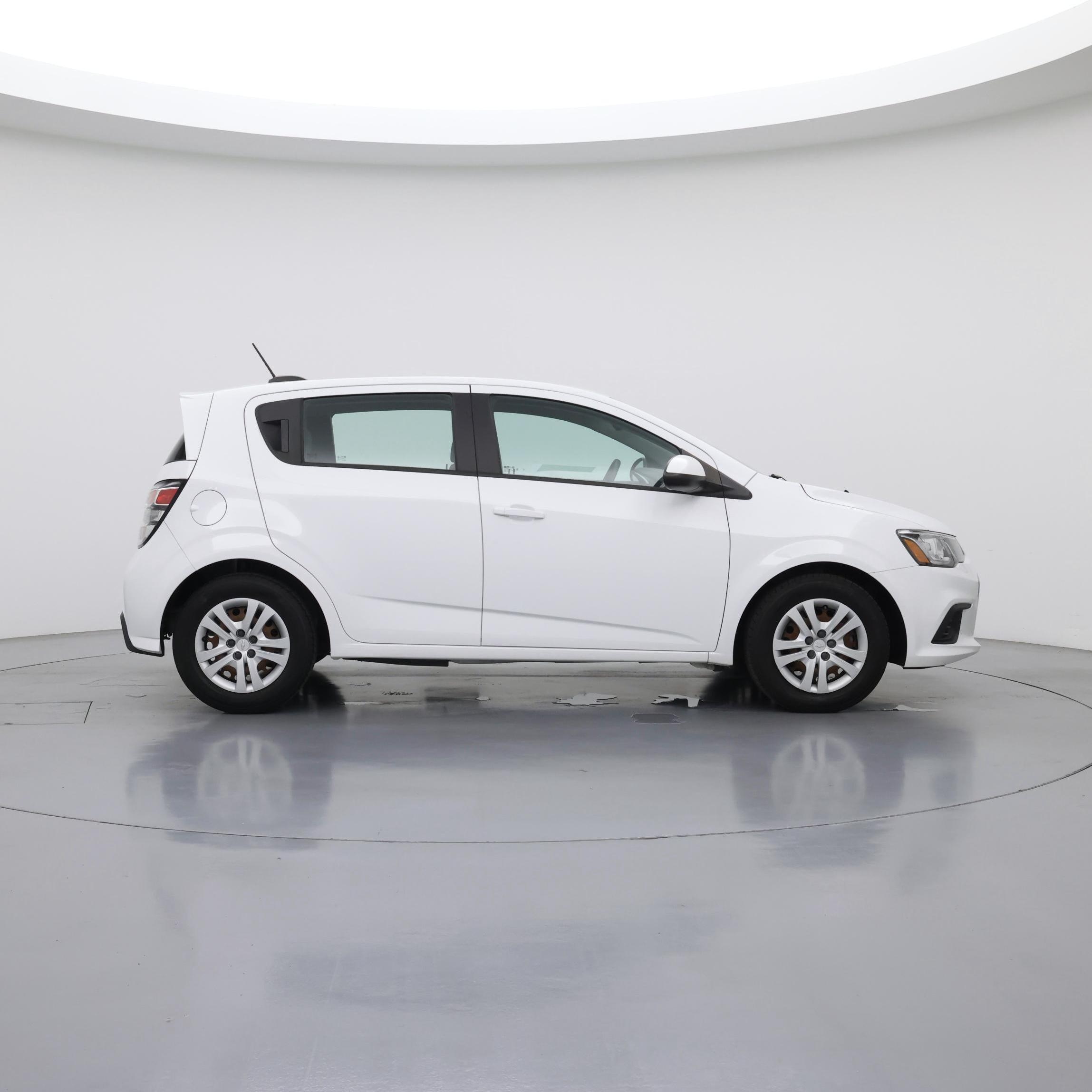 Thumbnail: 2020 Chevrolet Sonic - 7