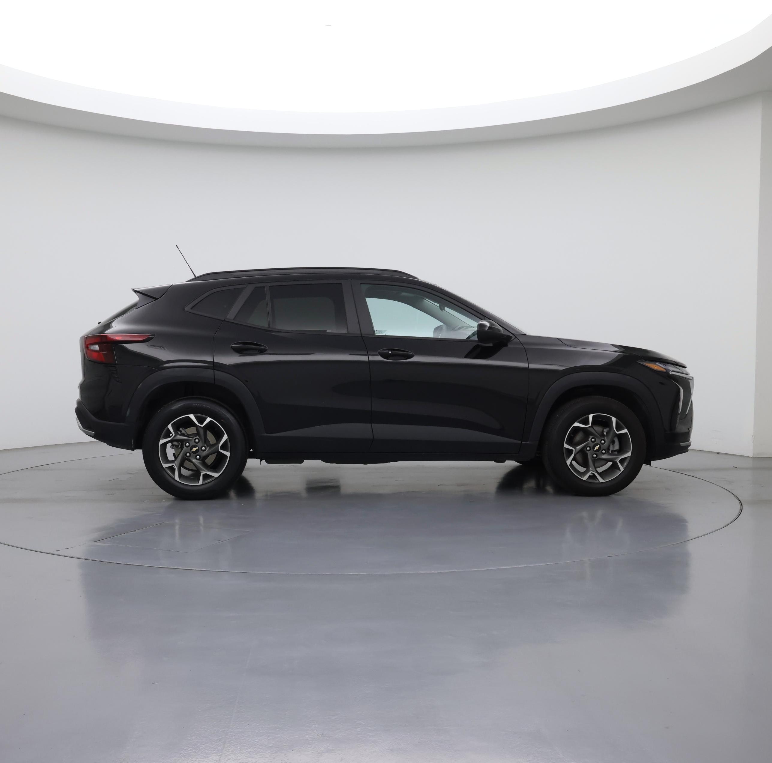 Thumbnail: 2025 Chevrolet Trax - 7