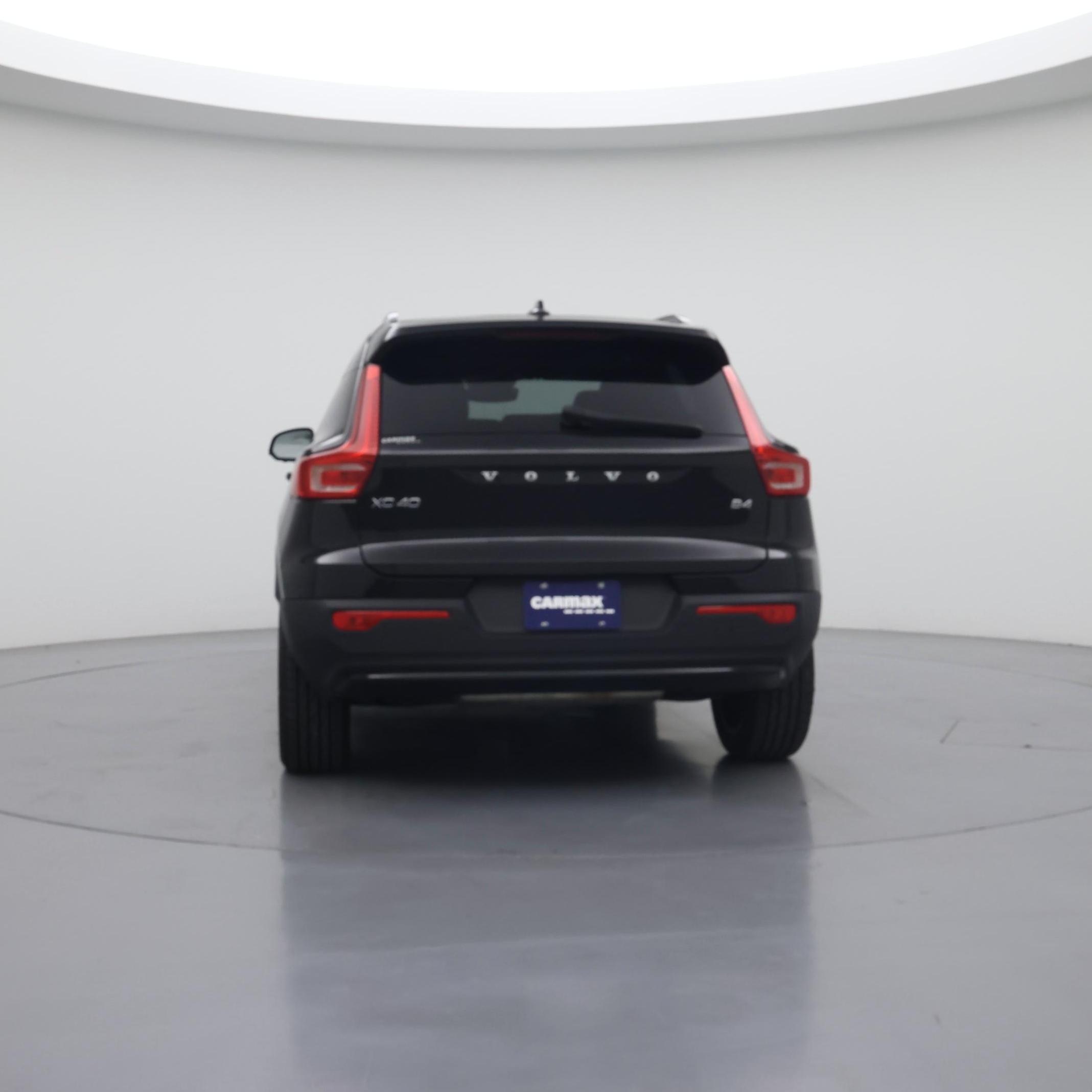 Thumbnail: 2023 Volvo XC40 - 6