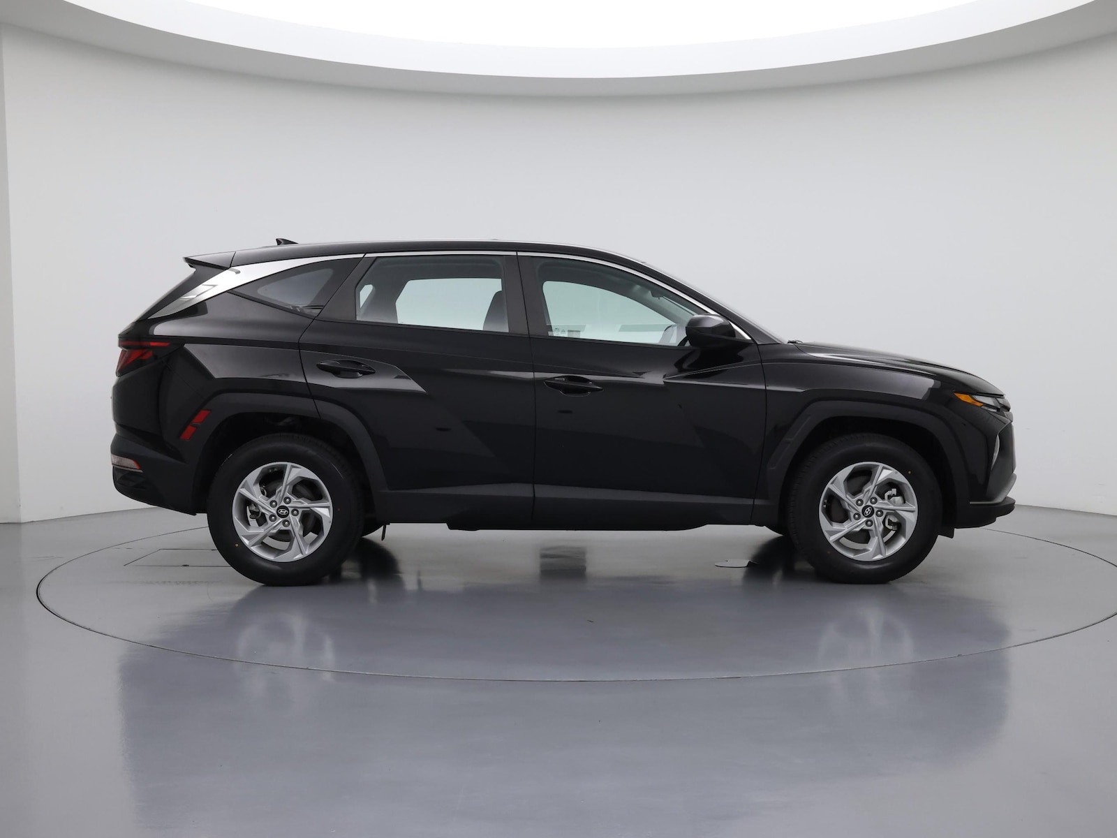 2024 Hyundai Tucson SE - Photo 8