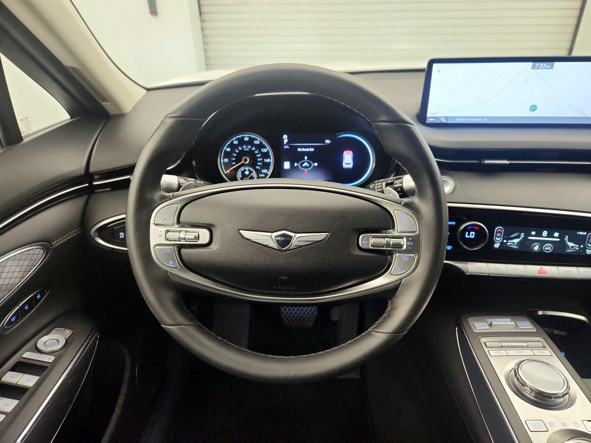 Thumbnail: 2025 Genesis GV70 - 10