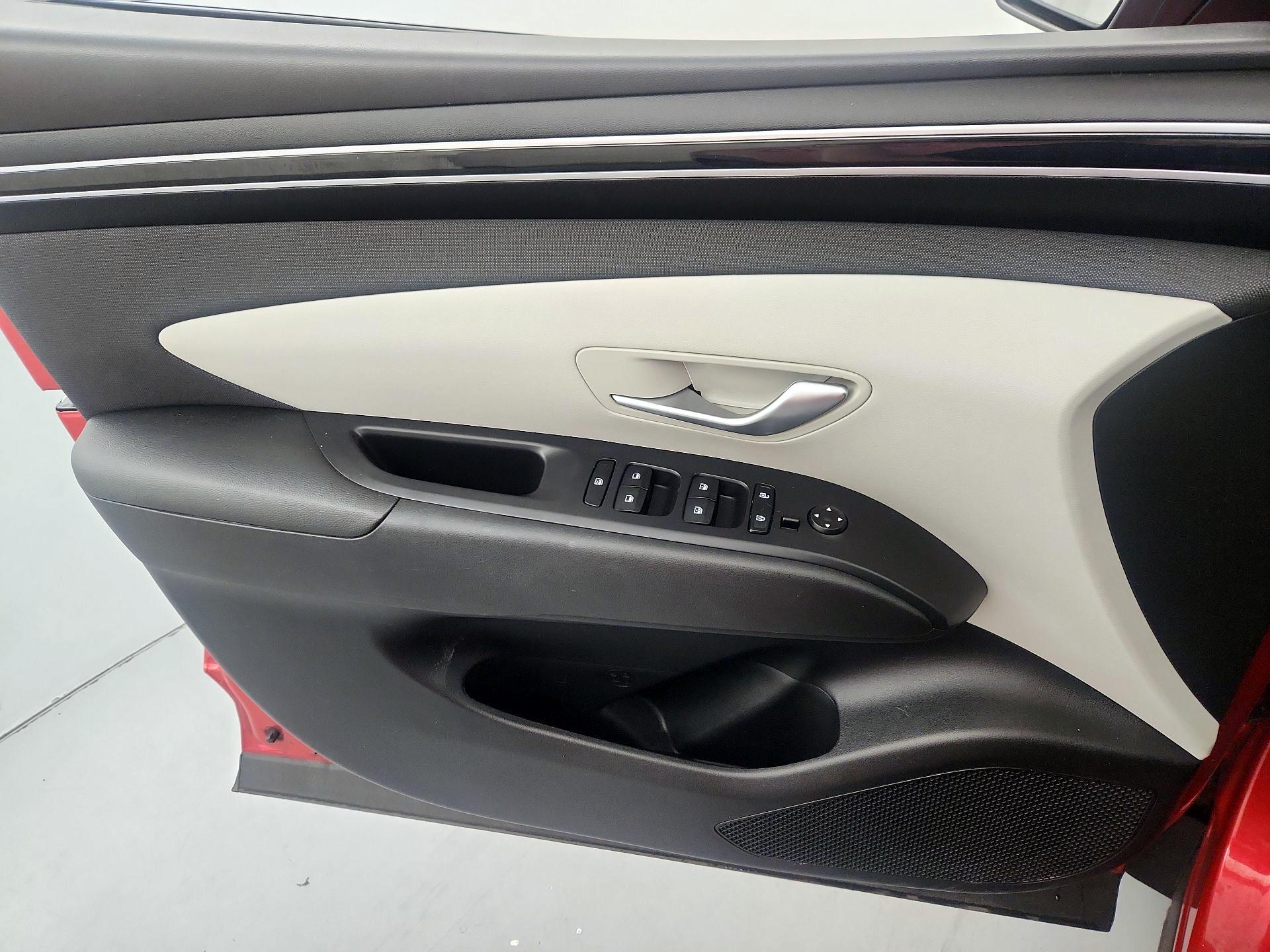 Thumbnail: 2023 Hyundai Tucson - 12