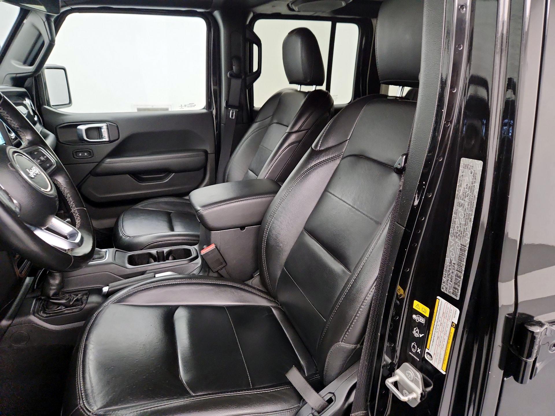 Thumbnail: 2022 Jeep Wrangler - 11