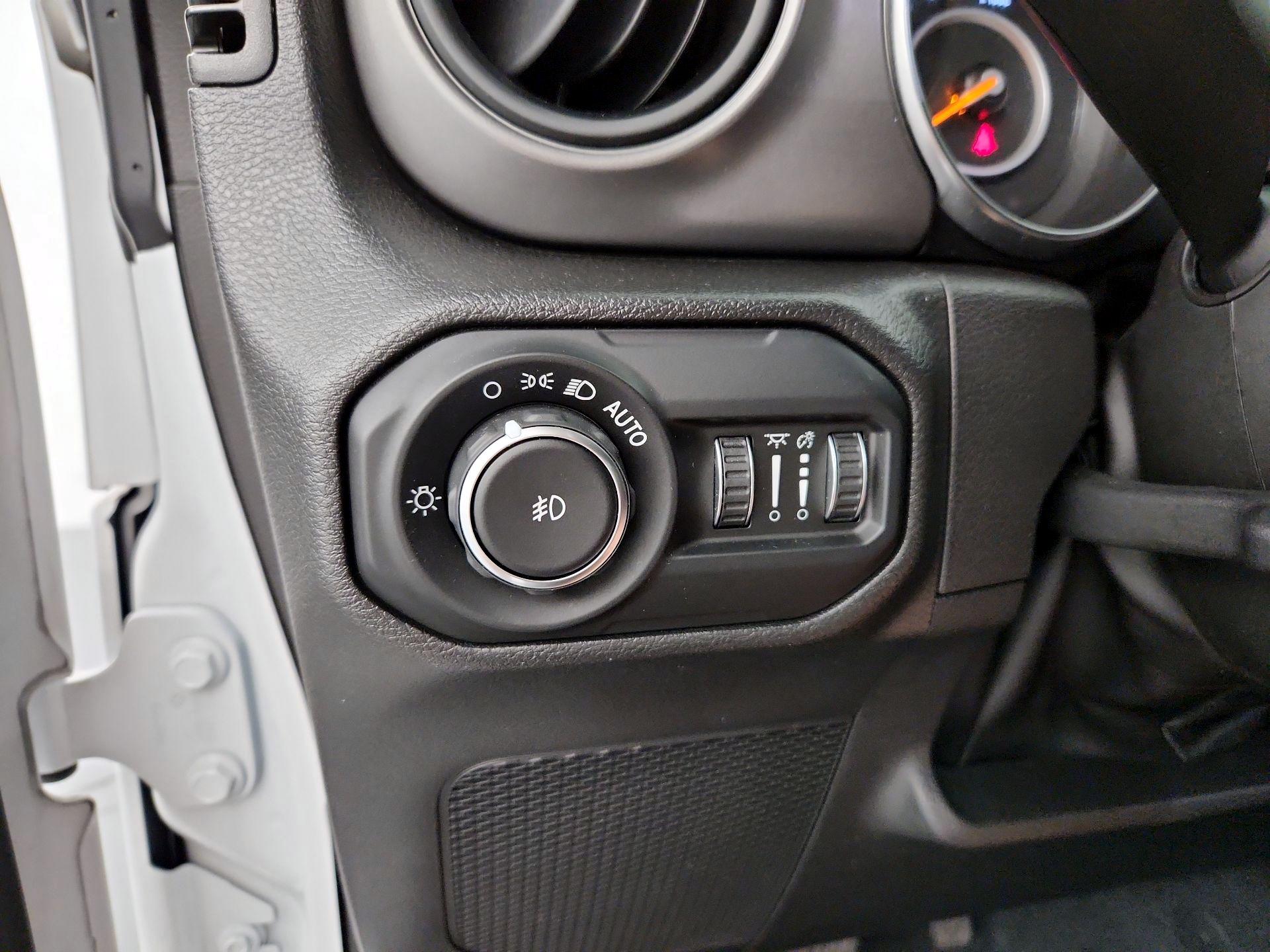 Thumbnail: 2022 Jeep Wrangler - 13