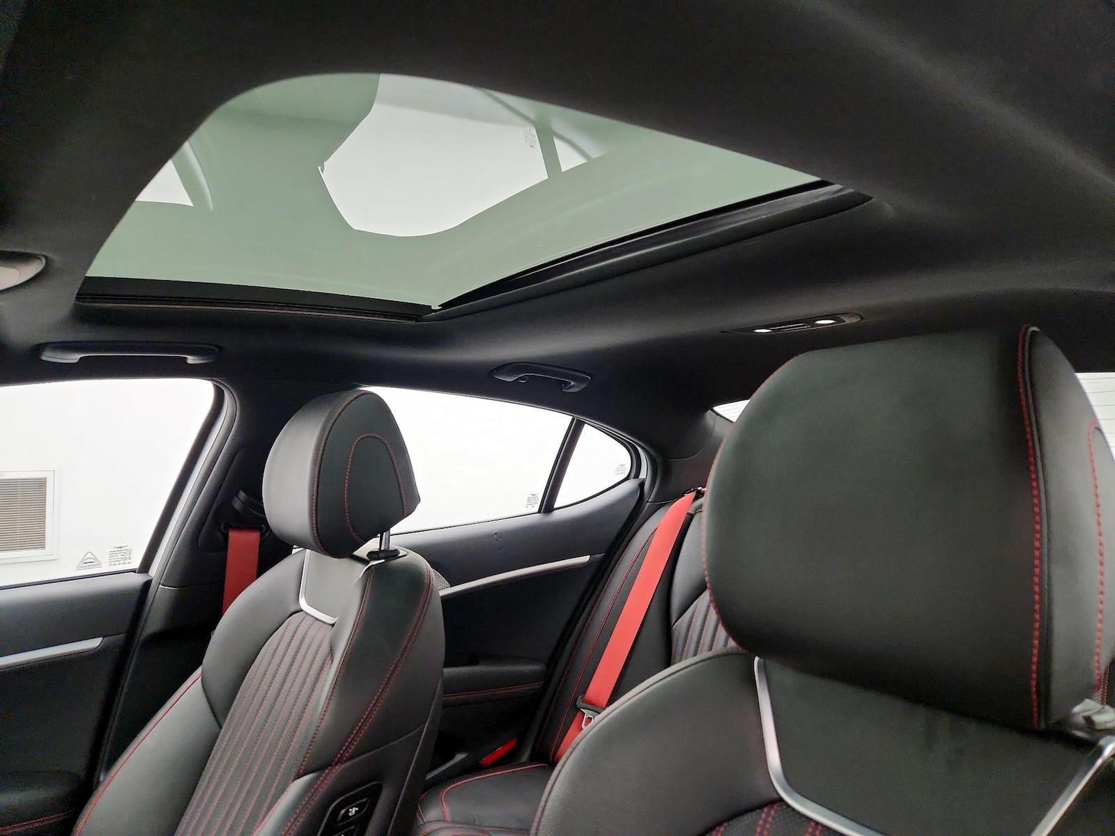 2023 GENESIS G70 Standard - Photo 21