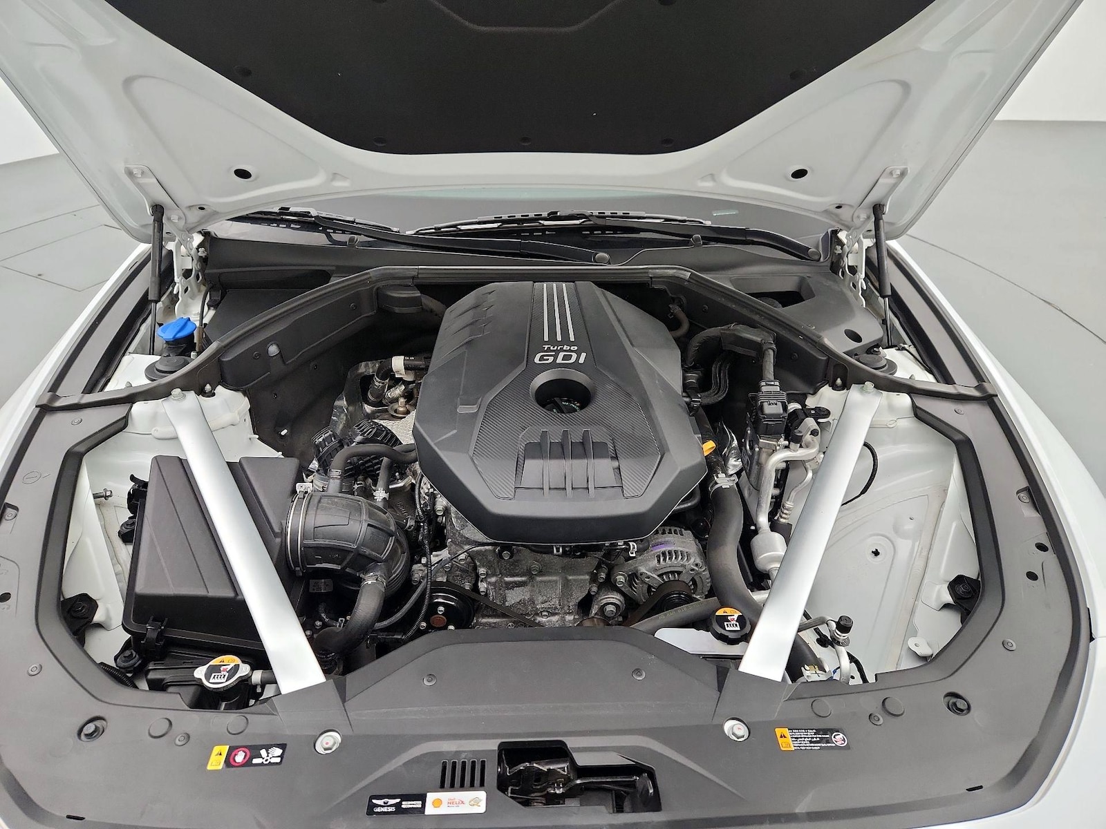 2023 GENESIS G70 Standard - Photo 24