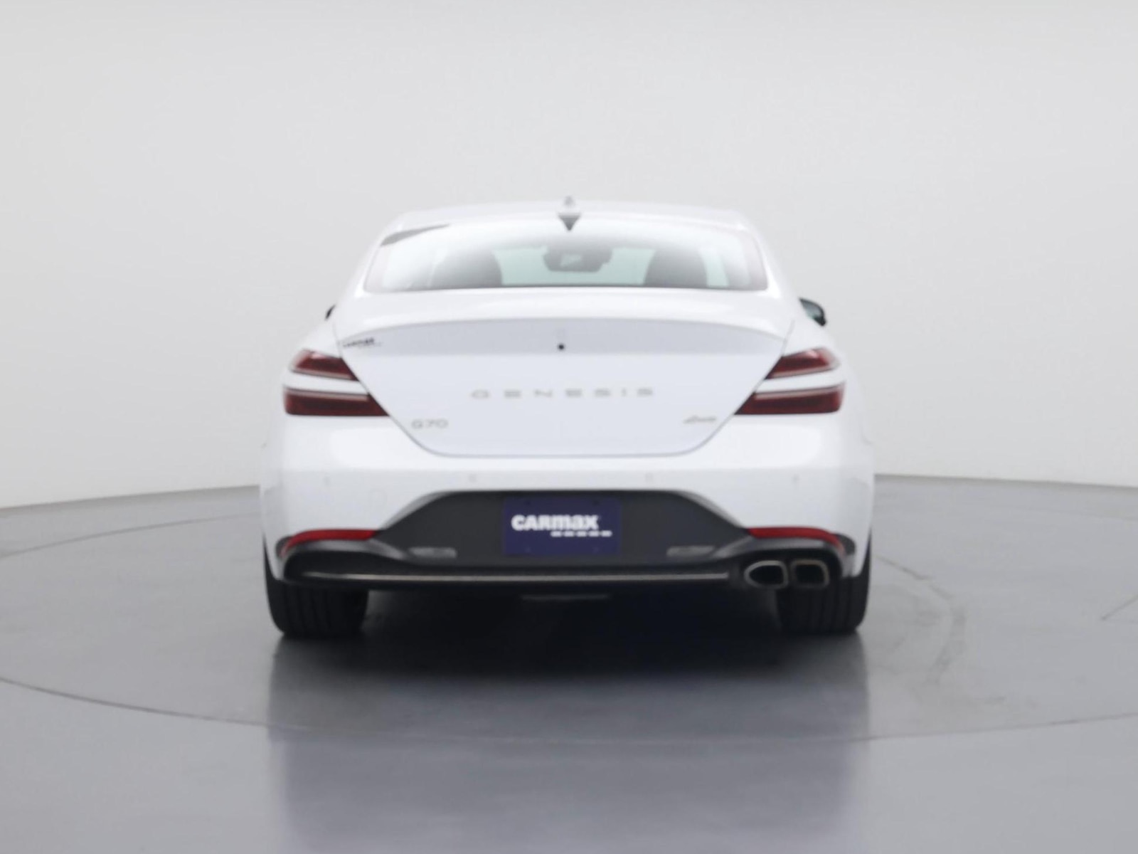 2023 GENESIS G70 Standard - Photo 7