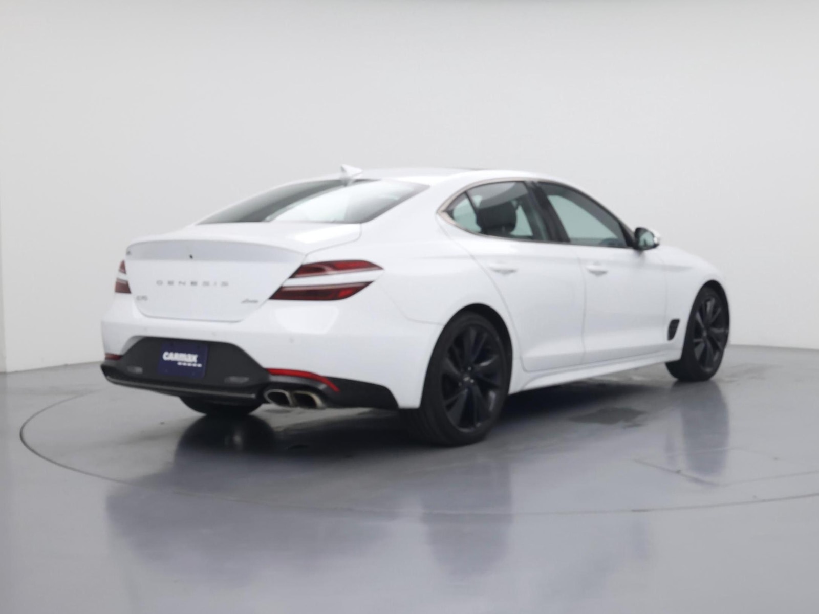 2023 GENESIS G70 Standard - Photo 9