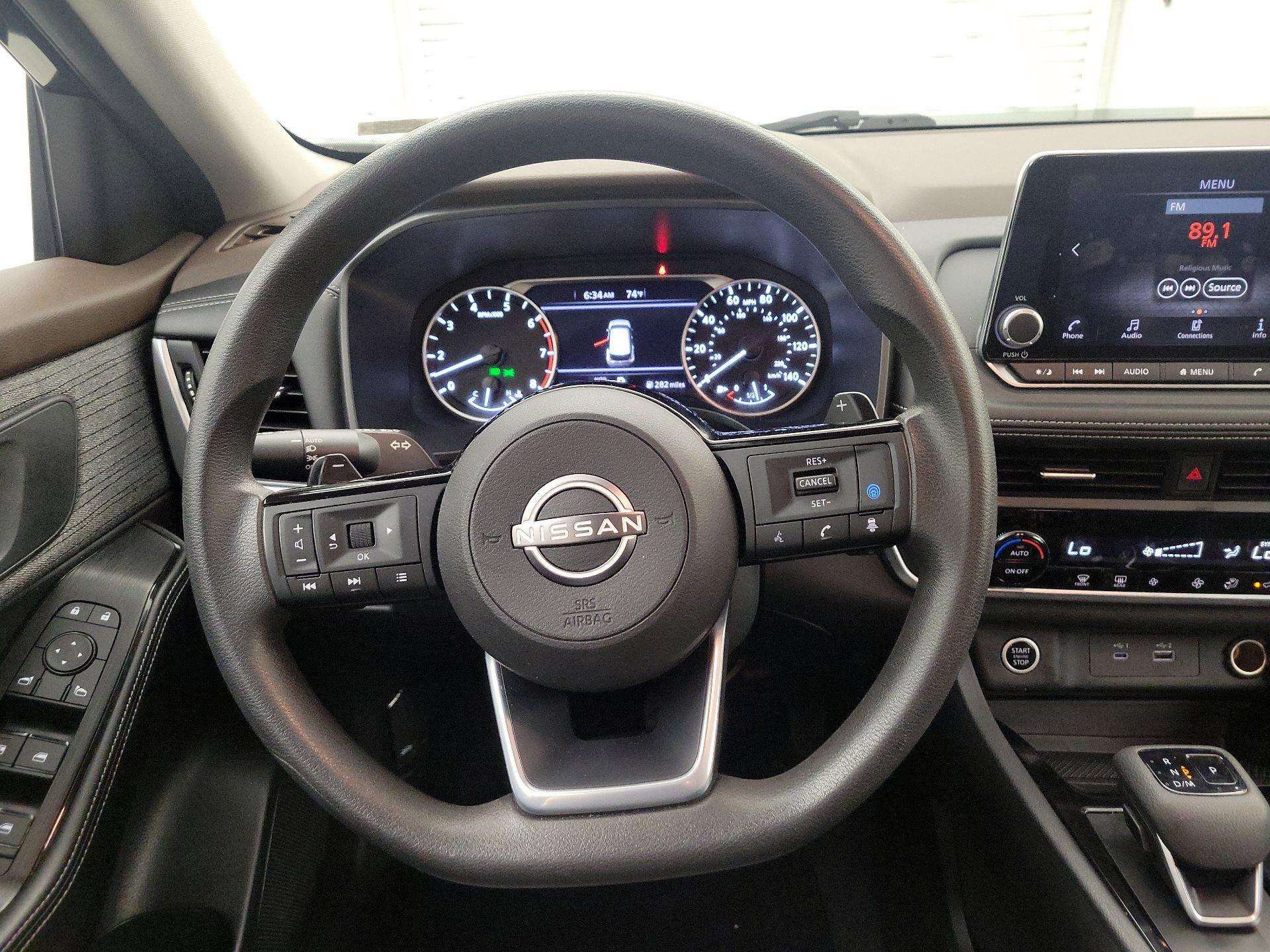 Thumbnail: 2023 Nissan Rogue - 10