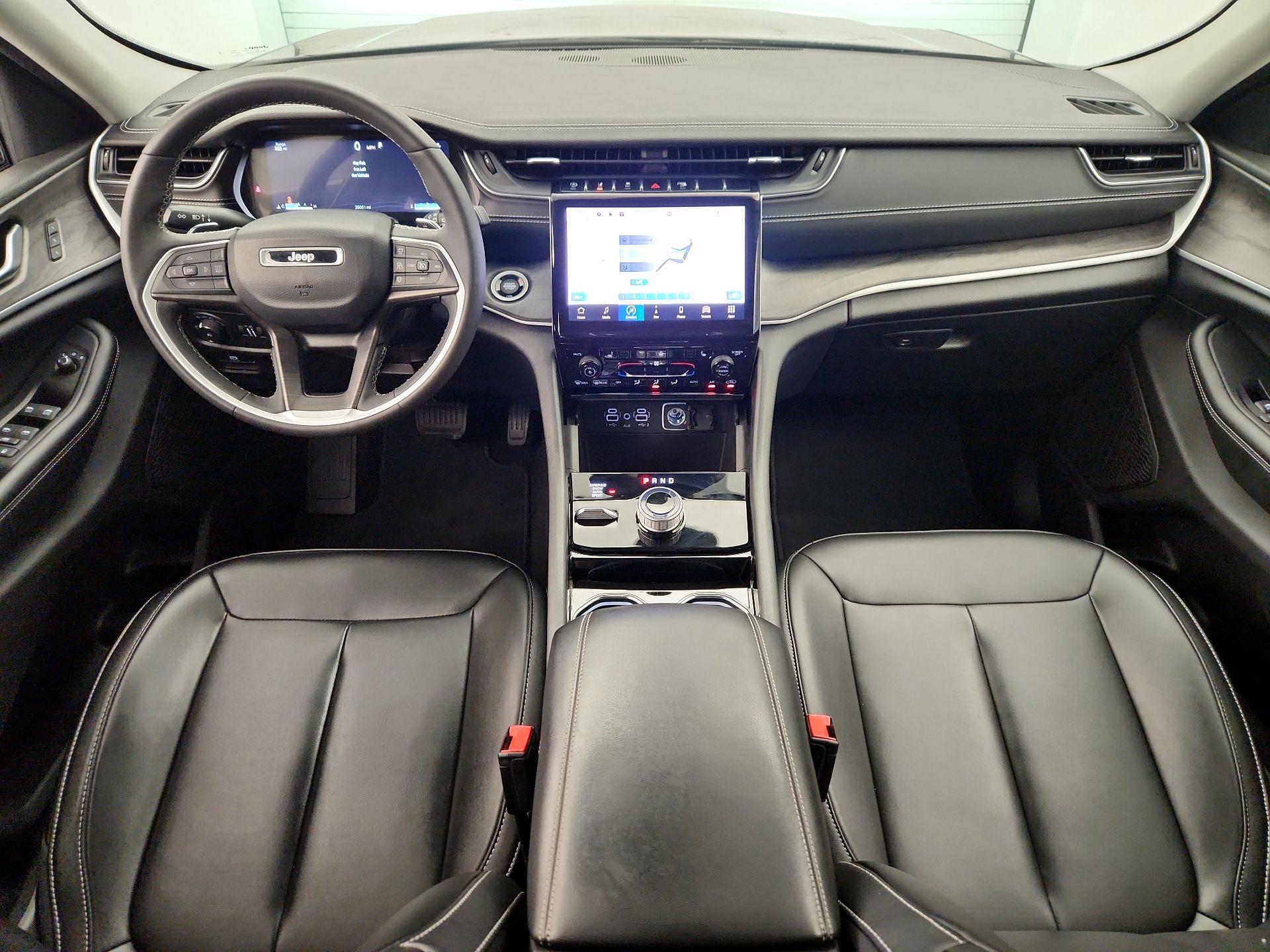 Thumbnail: 2023 Jeep Grand Cherokee - 9