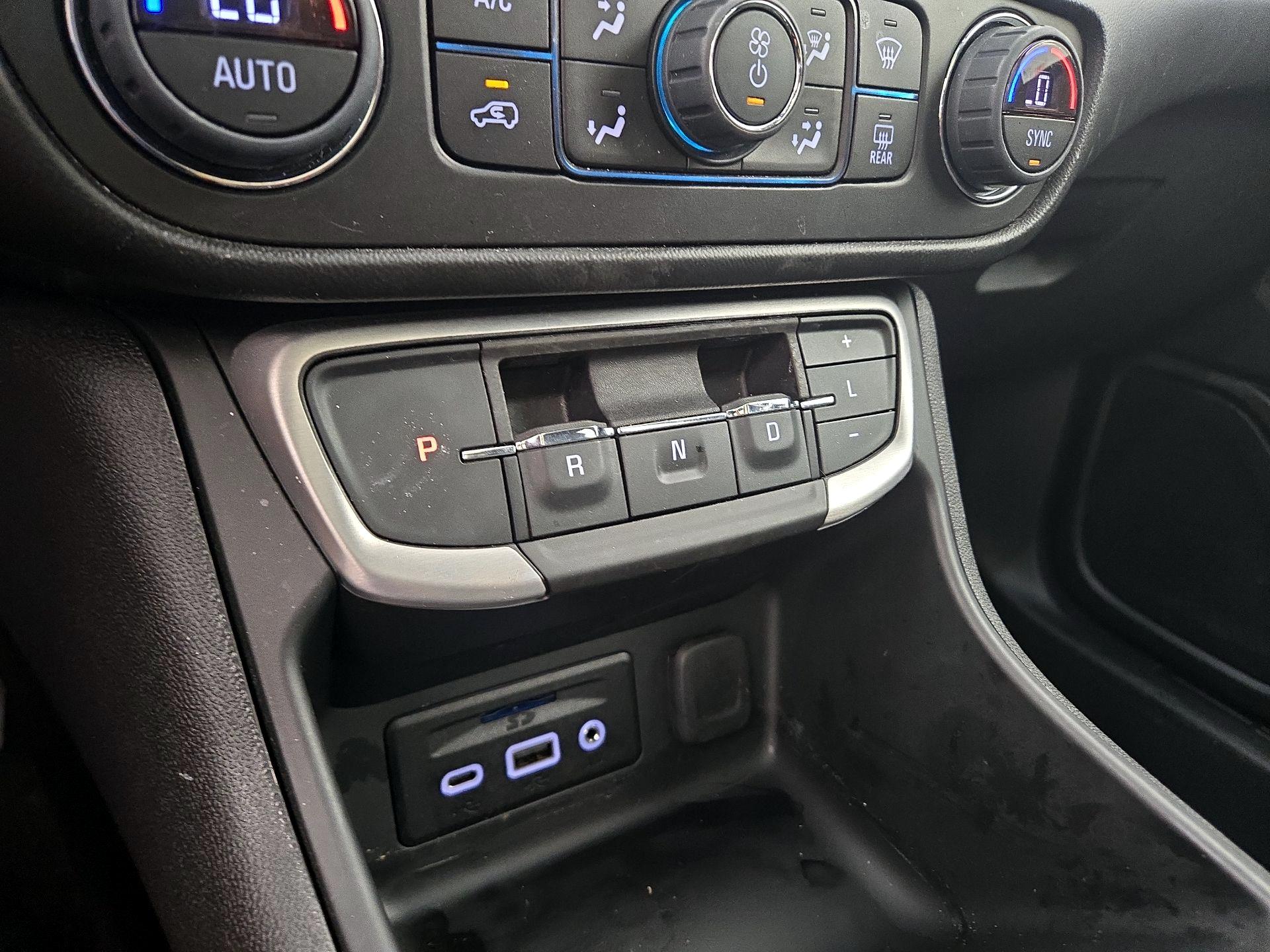 Thumbnail: 2023 GMC Terrain - 17