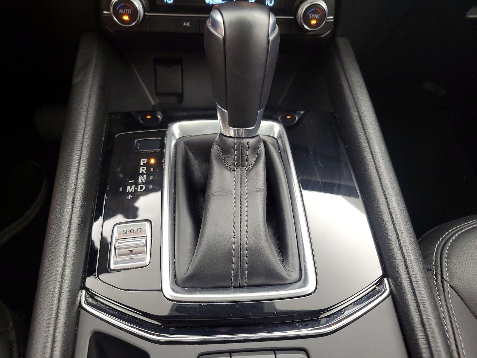 2025 Mazda CX-5 S Preferred package - Photo 18