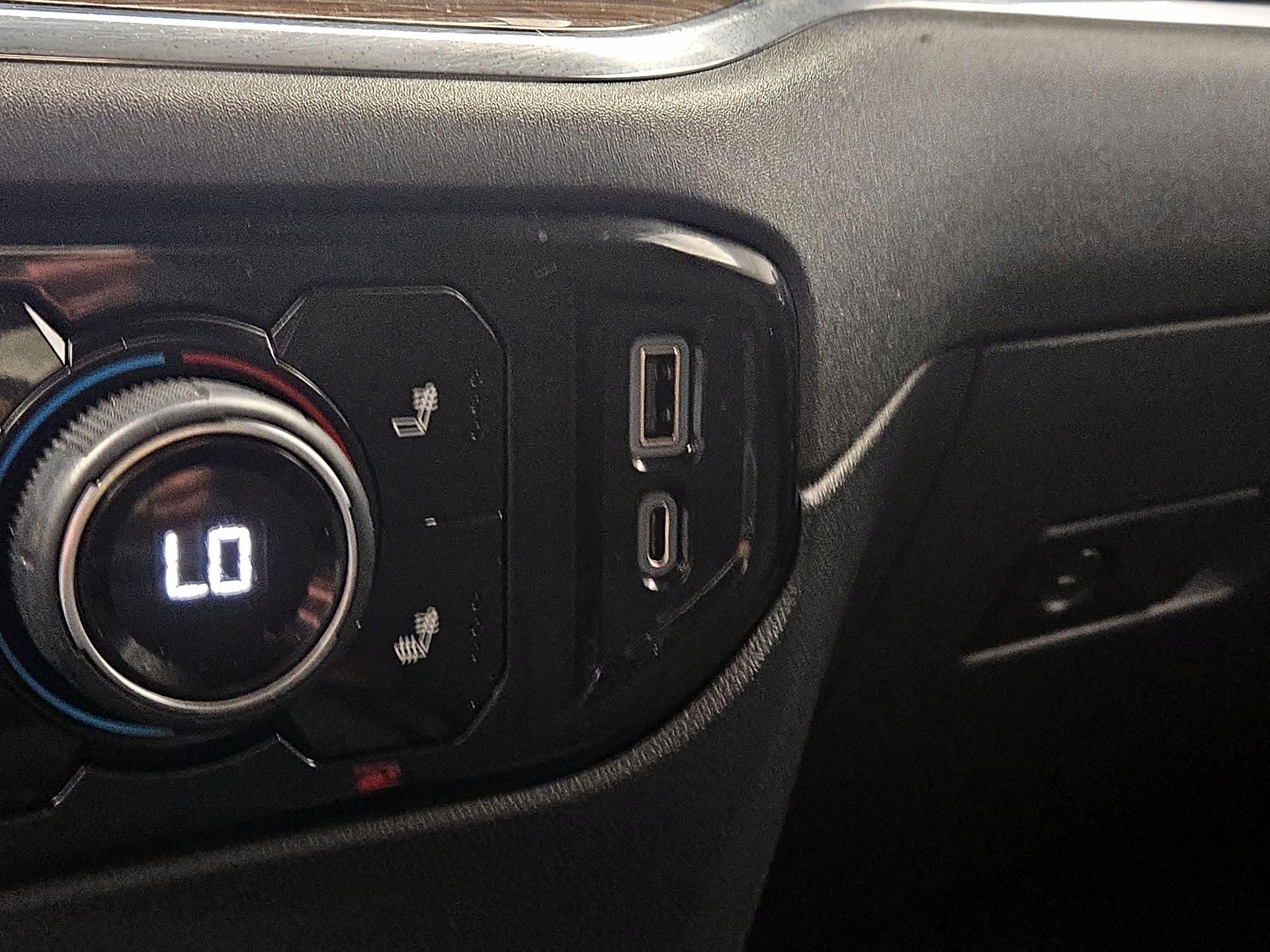 Thumbnail: 2023 Chevrolet Silverado 1500 - 19