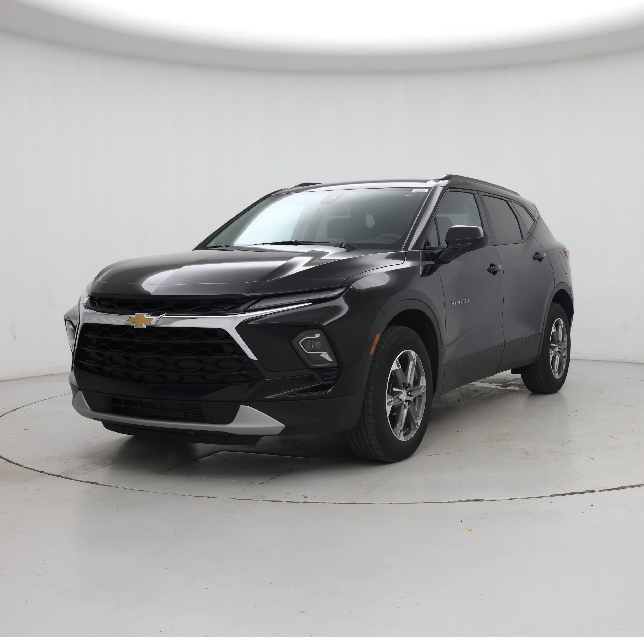 Thumbnail: 2023 Chevrolet Blazer - 4