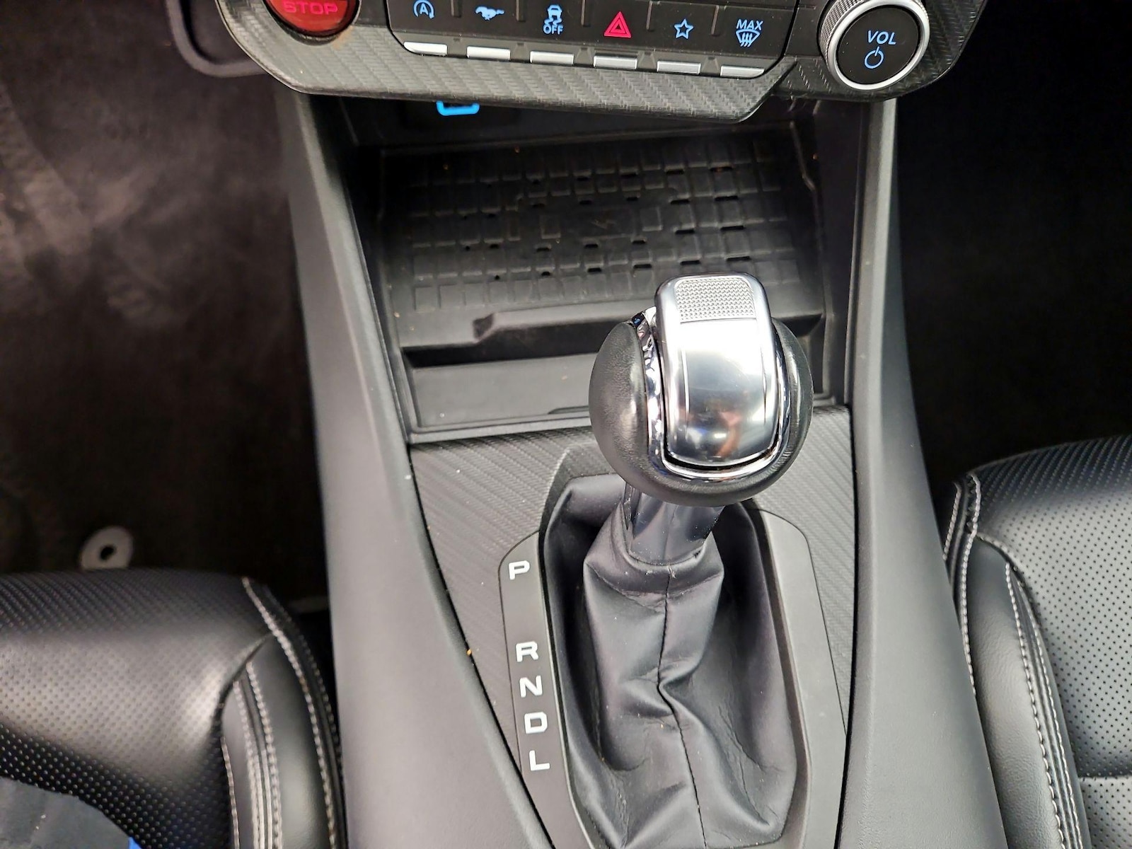 2024 Ford Mustang EcoBoost Premium - Photo 18