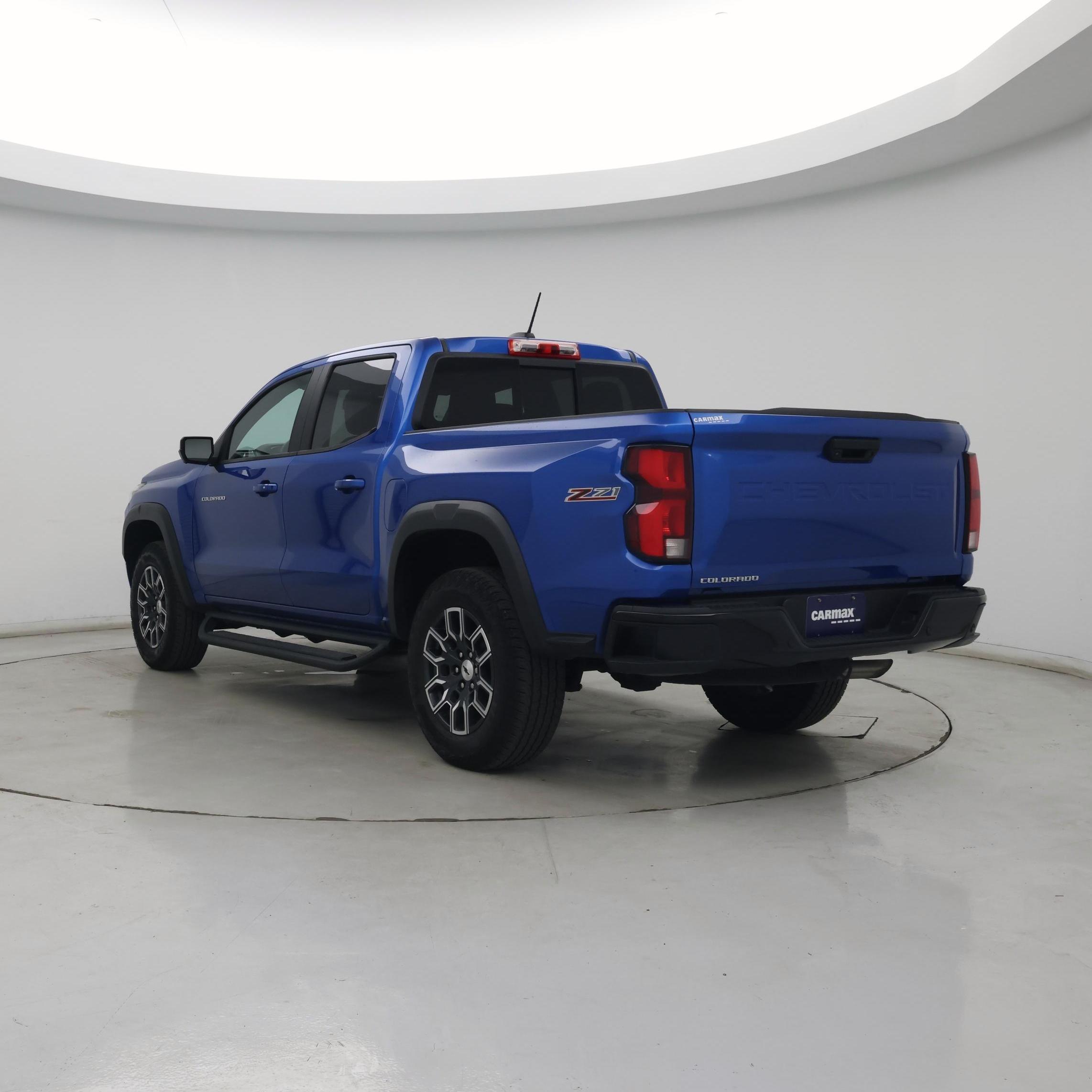 Thumbnail: 2023 Chevrolet Colorado - 2