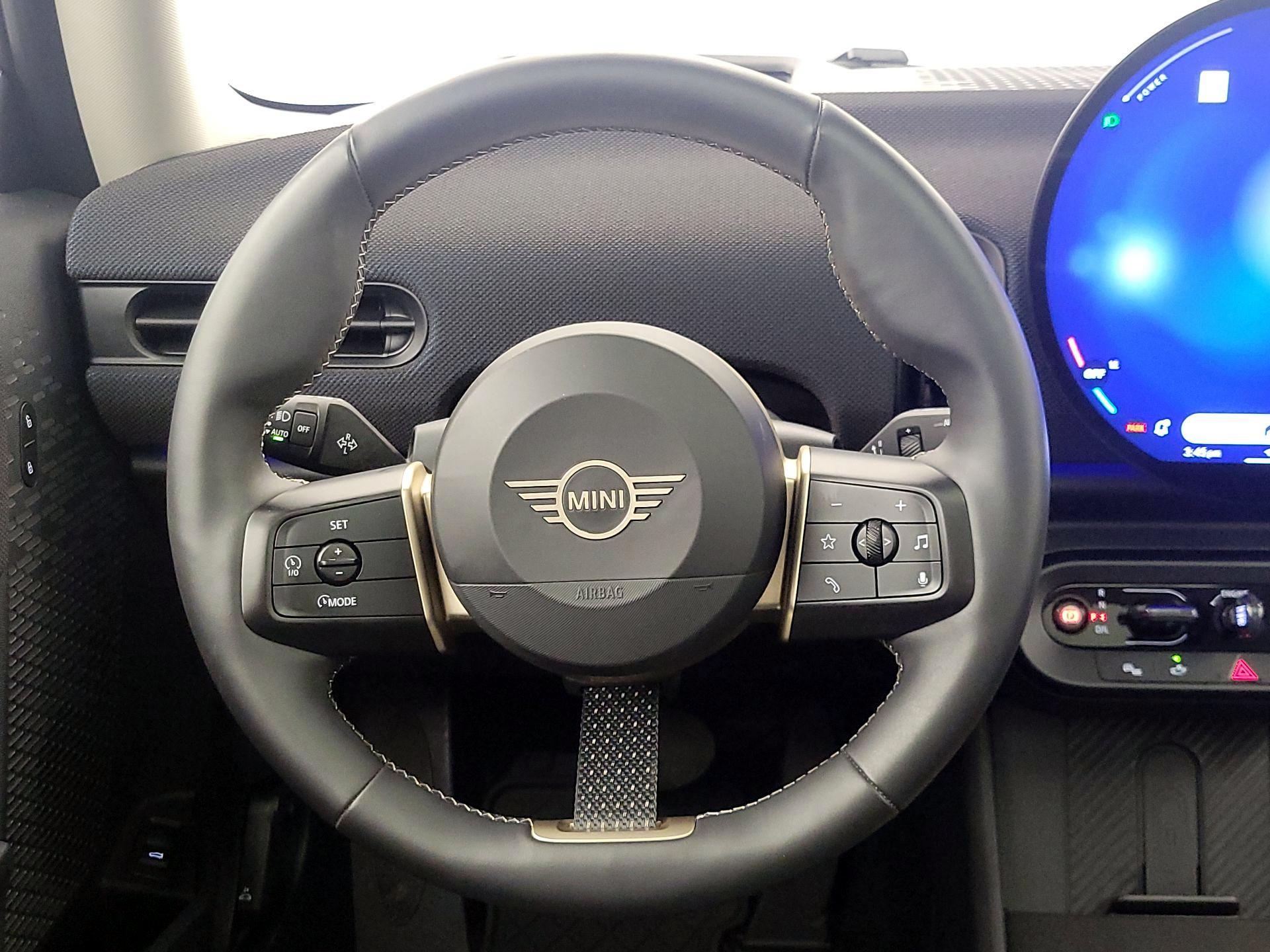 Thumbnail: 2025 MINI Cooper Hardtop - 10