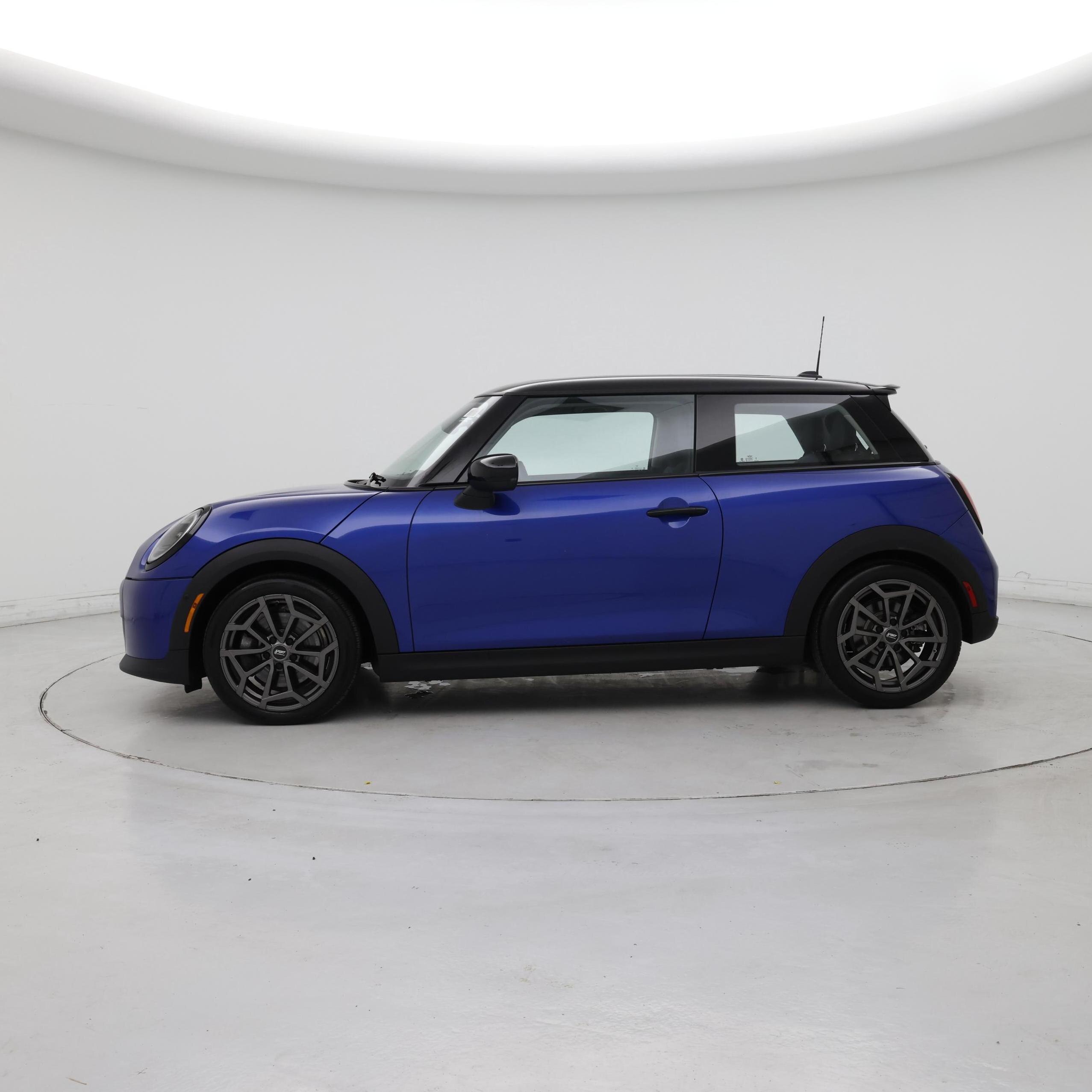 Thumbnail: 2025 MINI Cooper Hardtop - 3