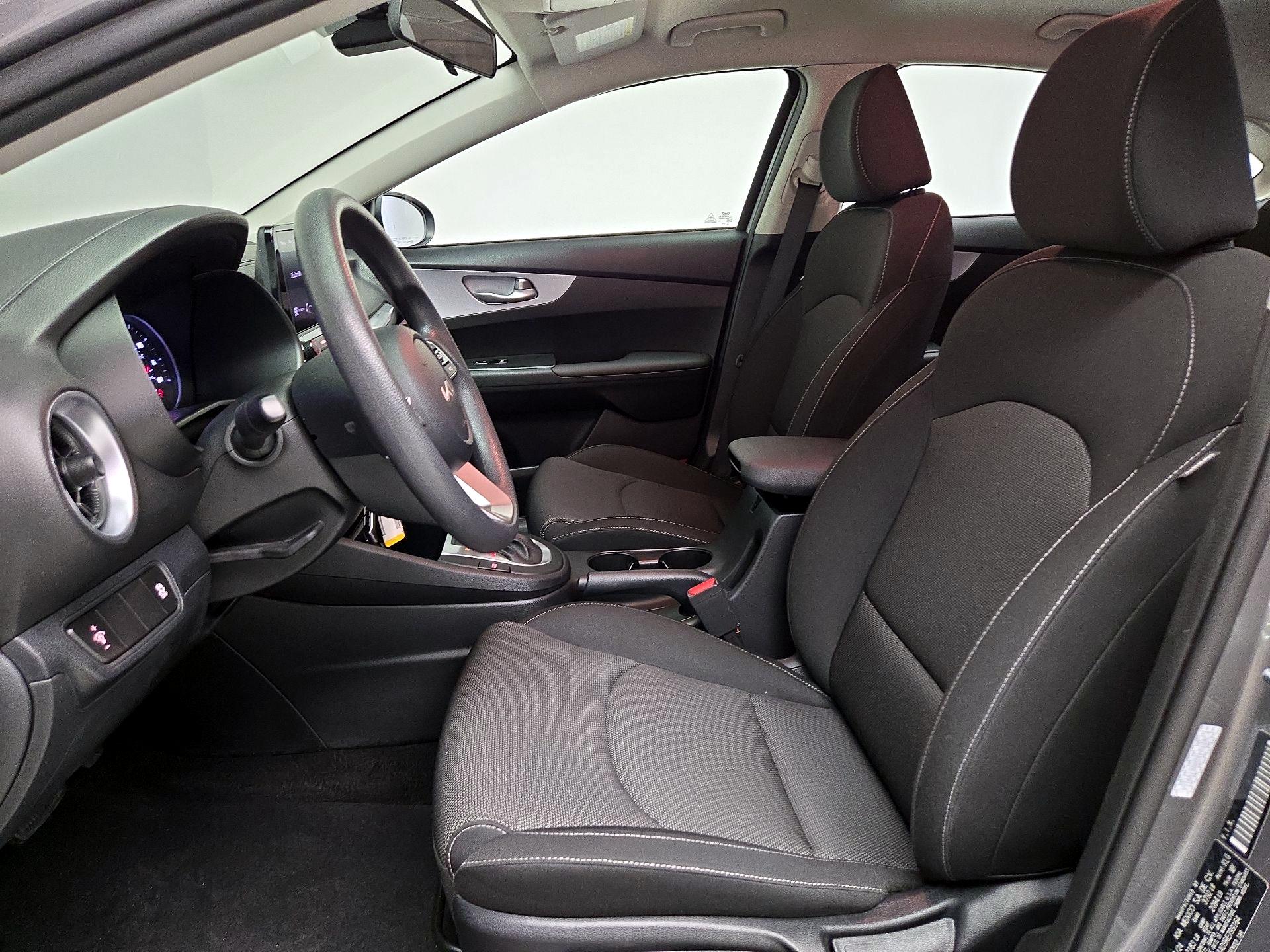 Thumbnail: 2024 Kia Forte - 11