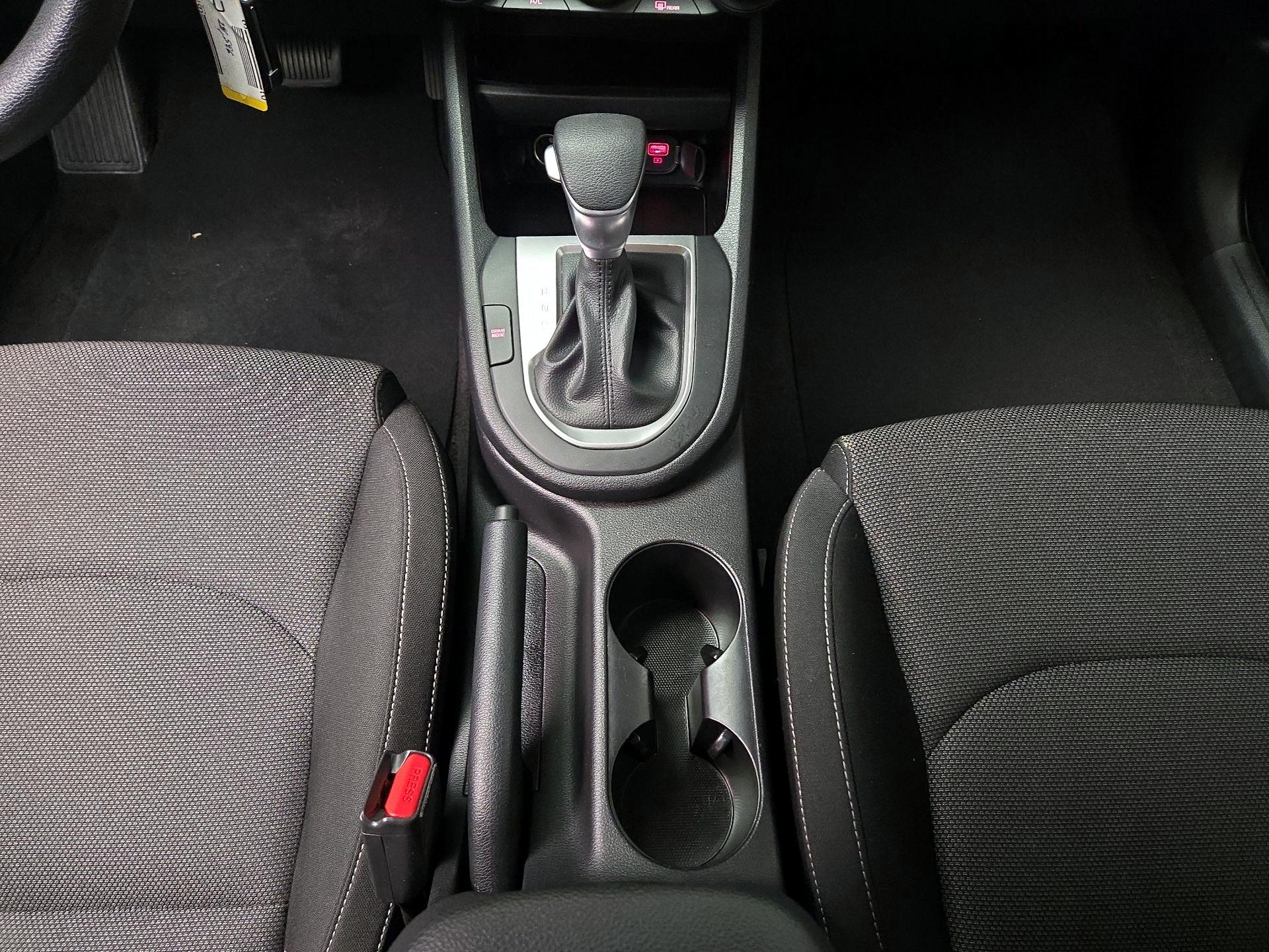 Thumbnail: 2024 Kia Forte - 17