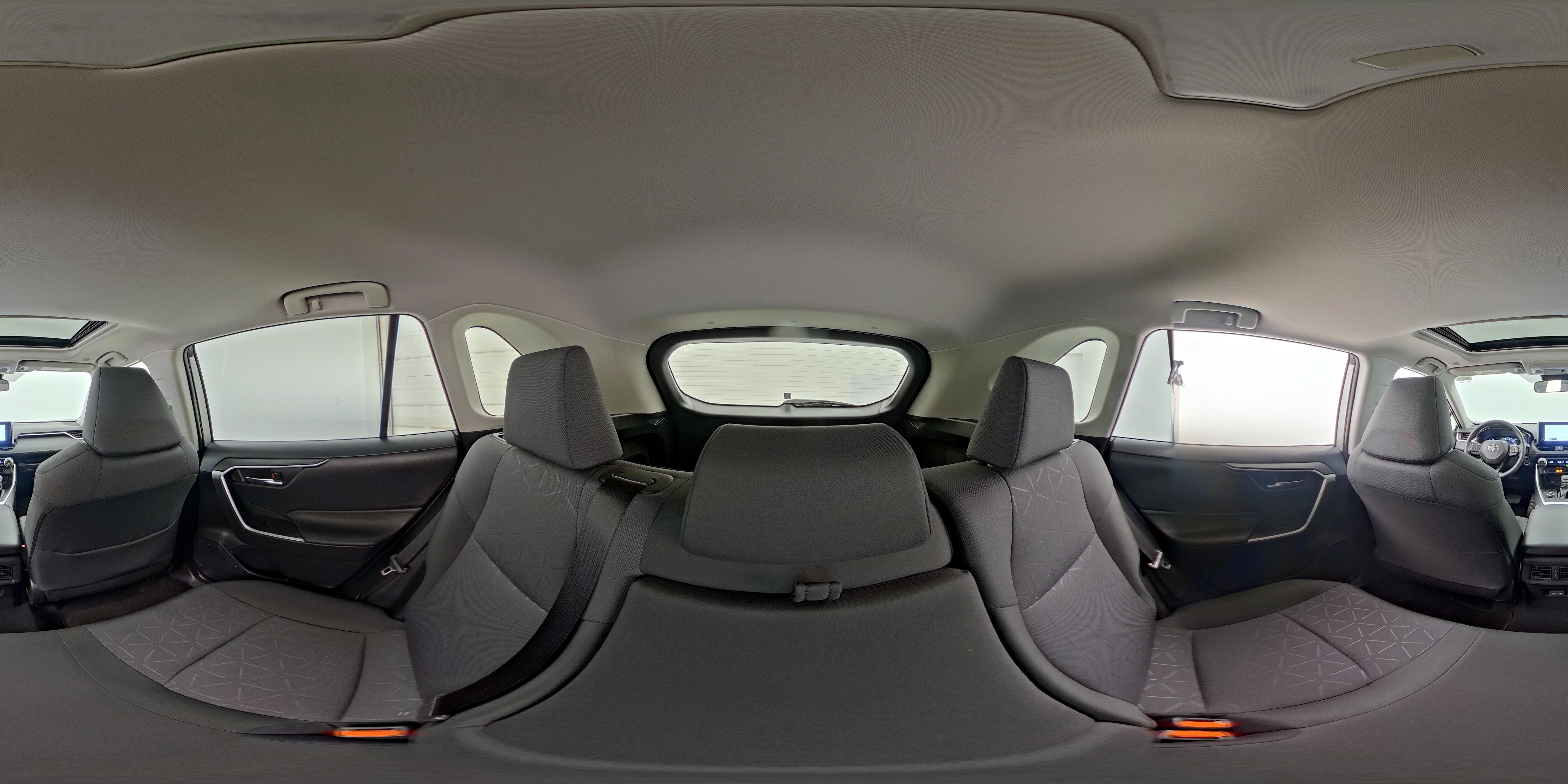2025 Toyota RAV4 XLE - Photo 26