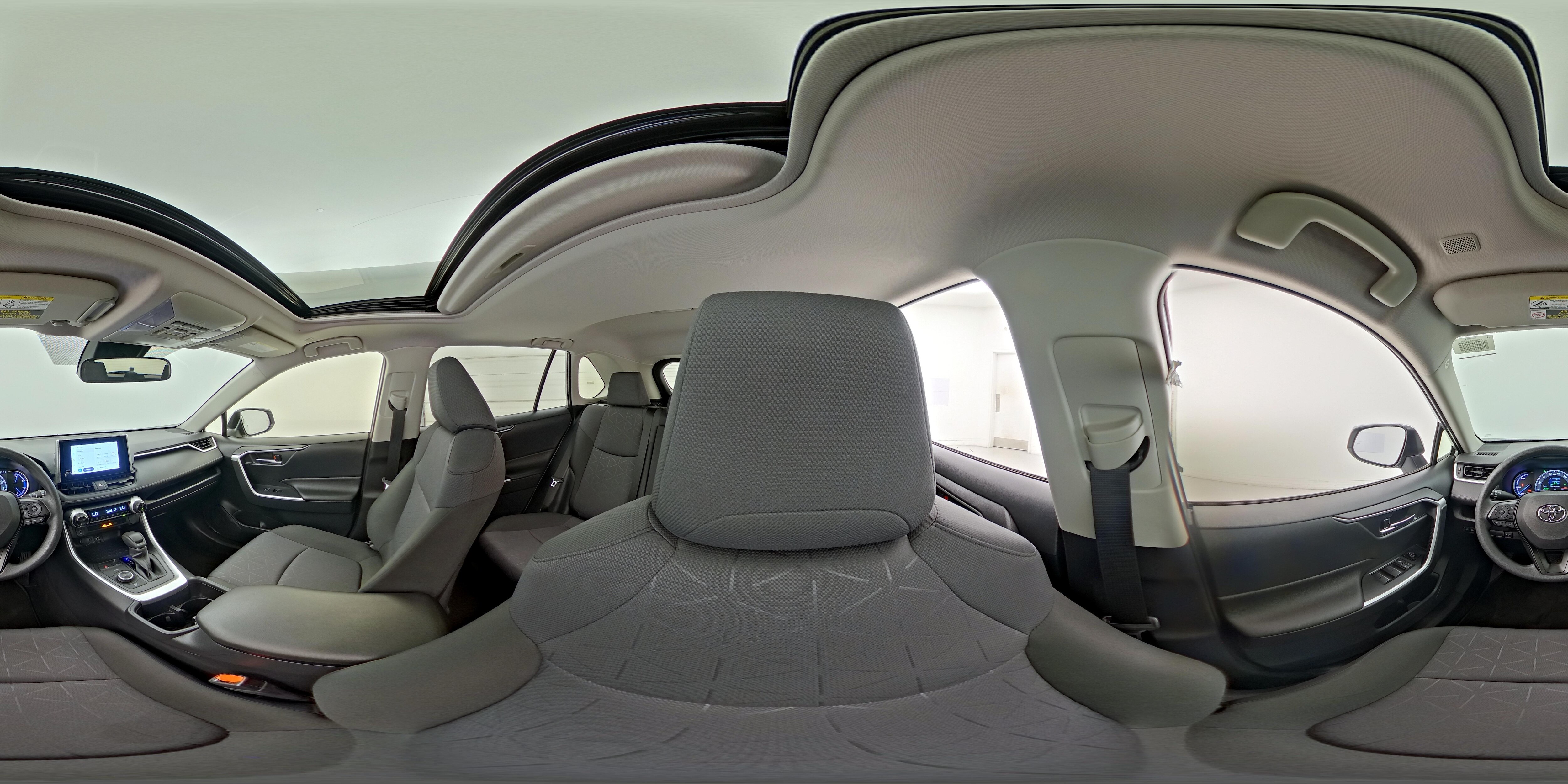2025 Toyota RAV4 XLE - Photo 27