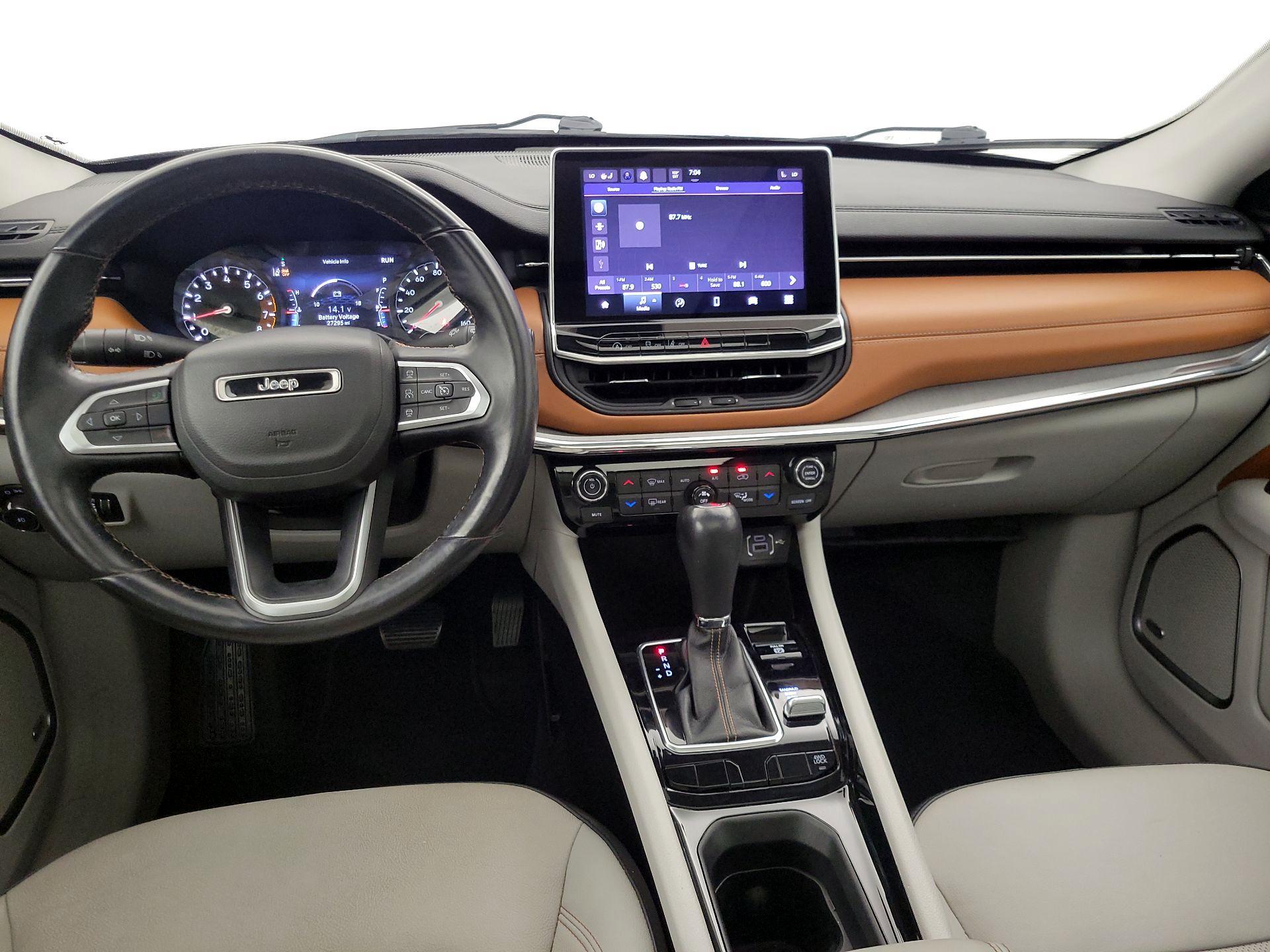 Thumbnail: 2022 Jeep Compass - 9