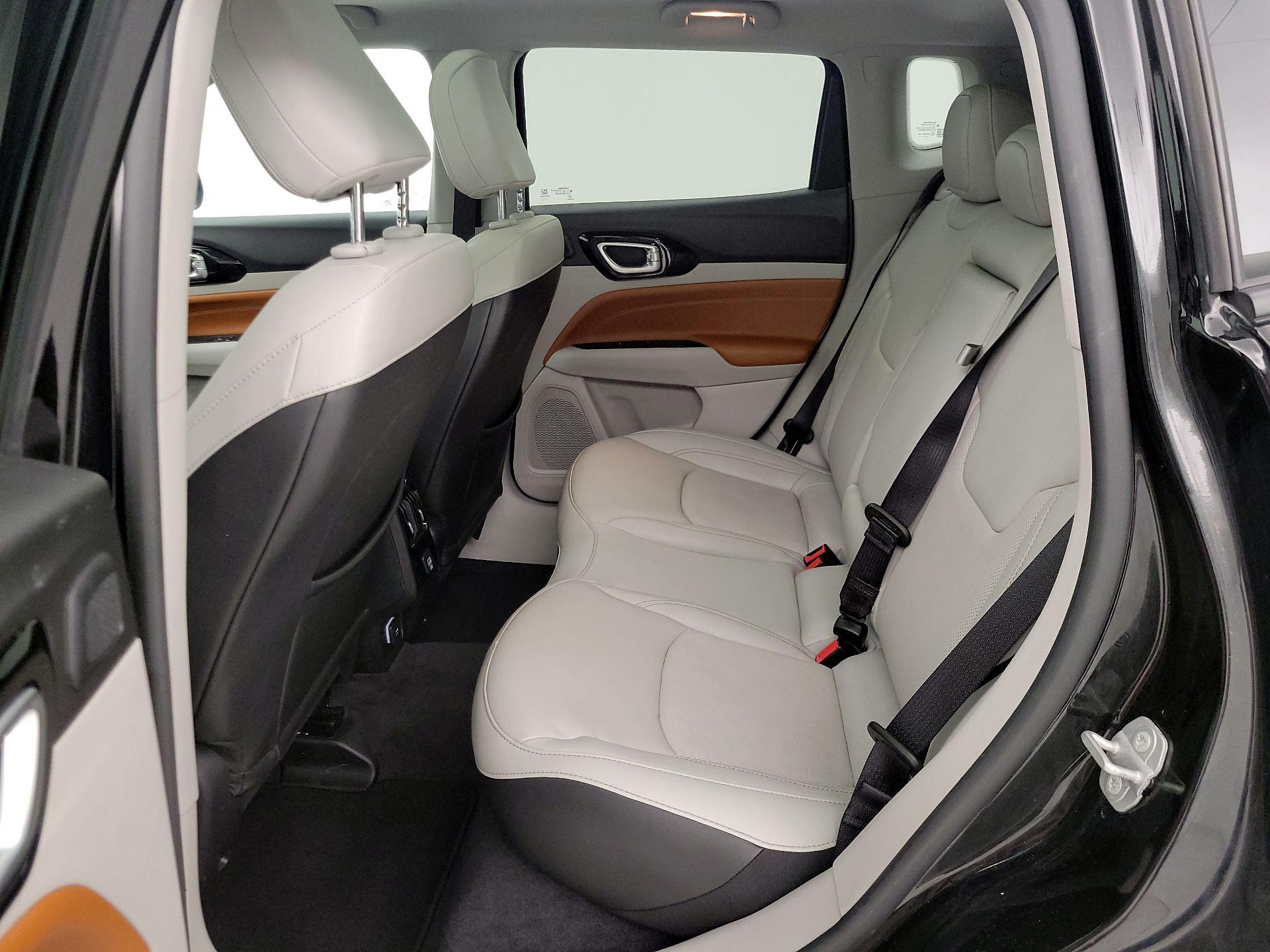 Thumbnail: 2022 Jeep Compass - 20