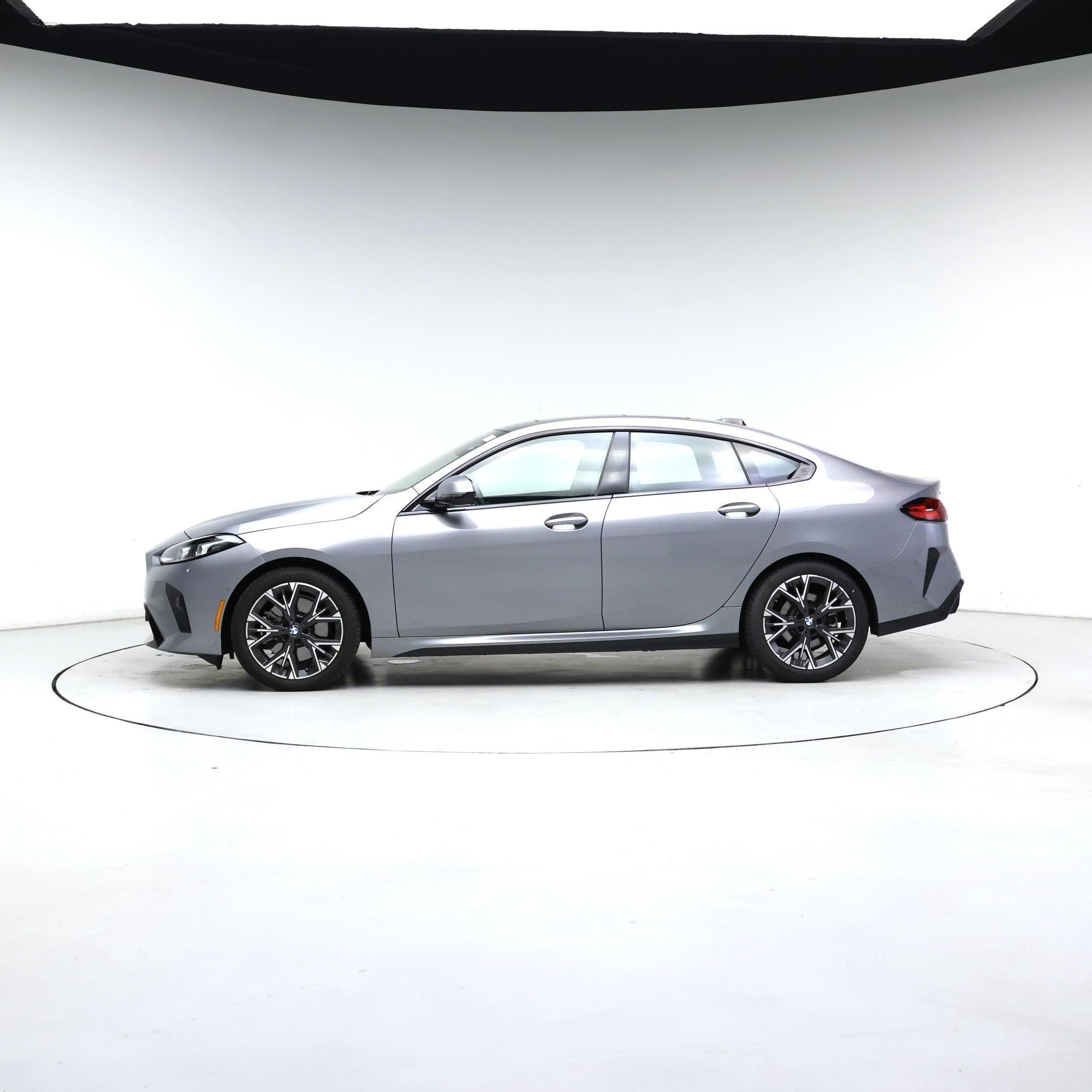 Thumbnail: 2025 BMW 2 Series - 3