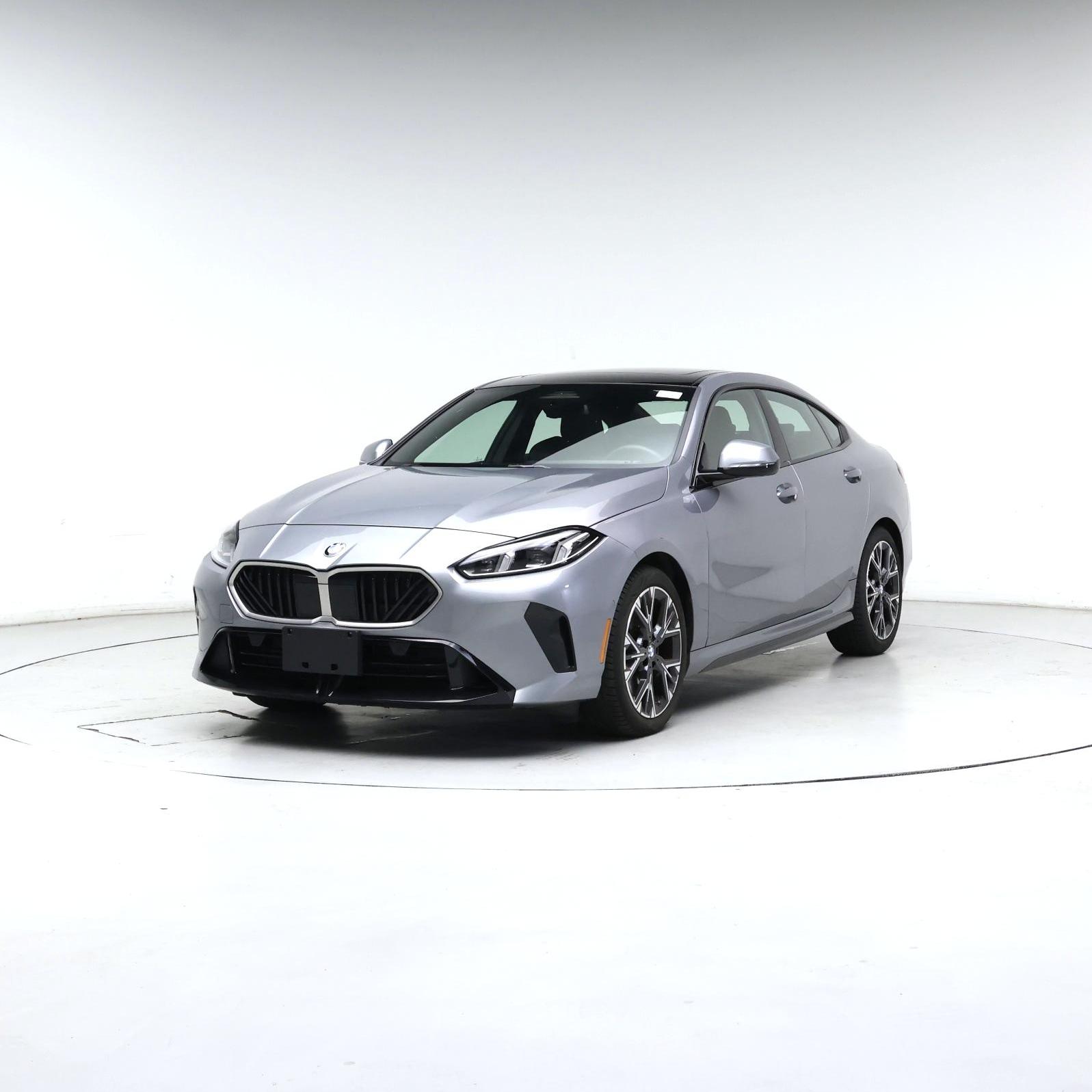 Thumbnail: 2025 BMW 2 Series - 4
