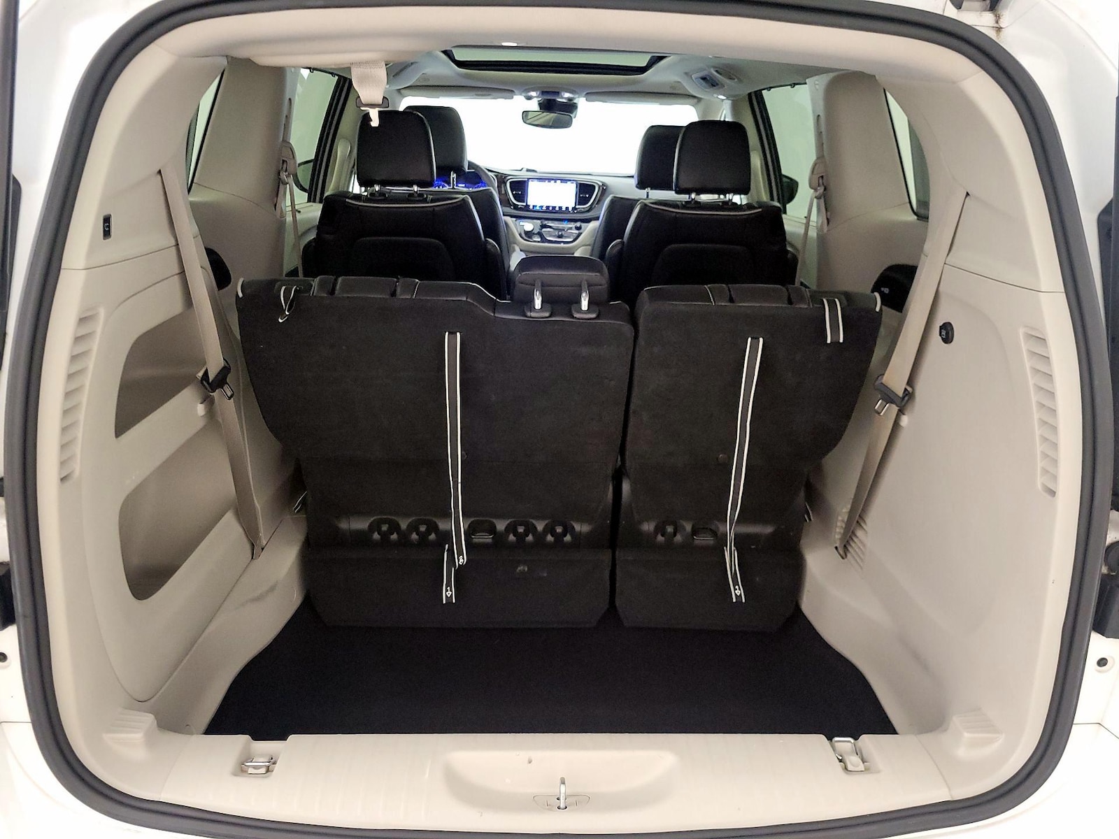 2023 Chrysler Pacifica Limited - Photo 23