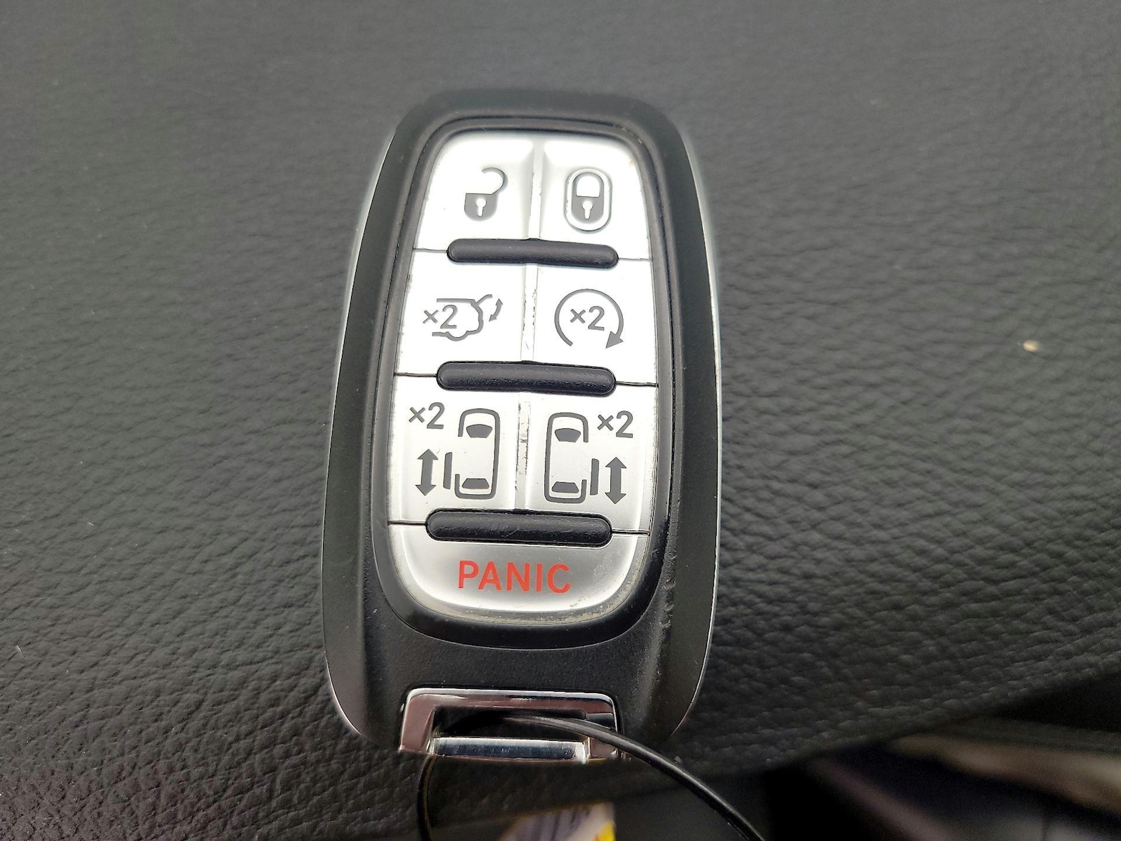 2023 Chrysler Pacifica Limited - Photo 26