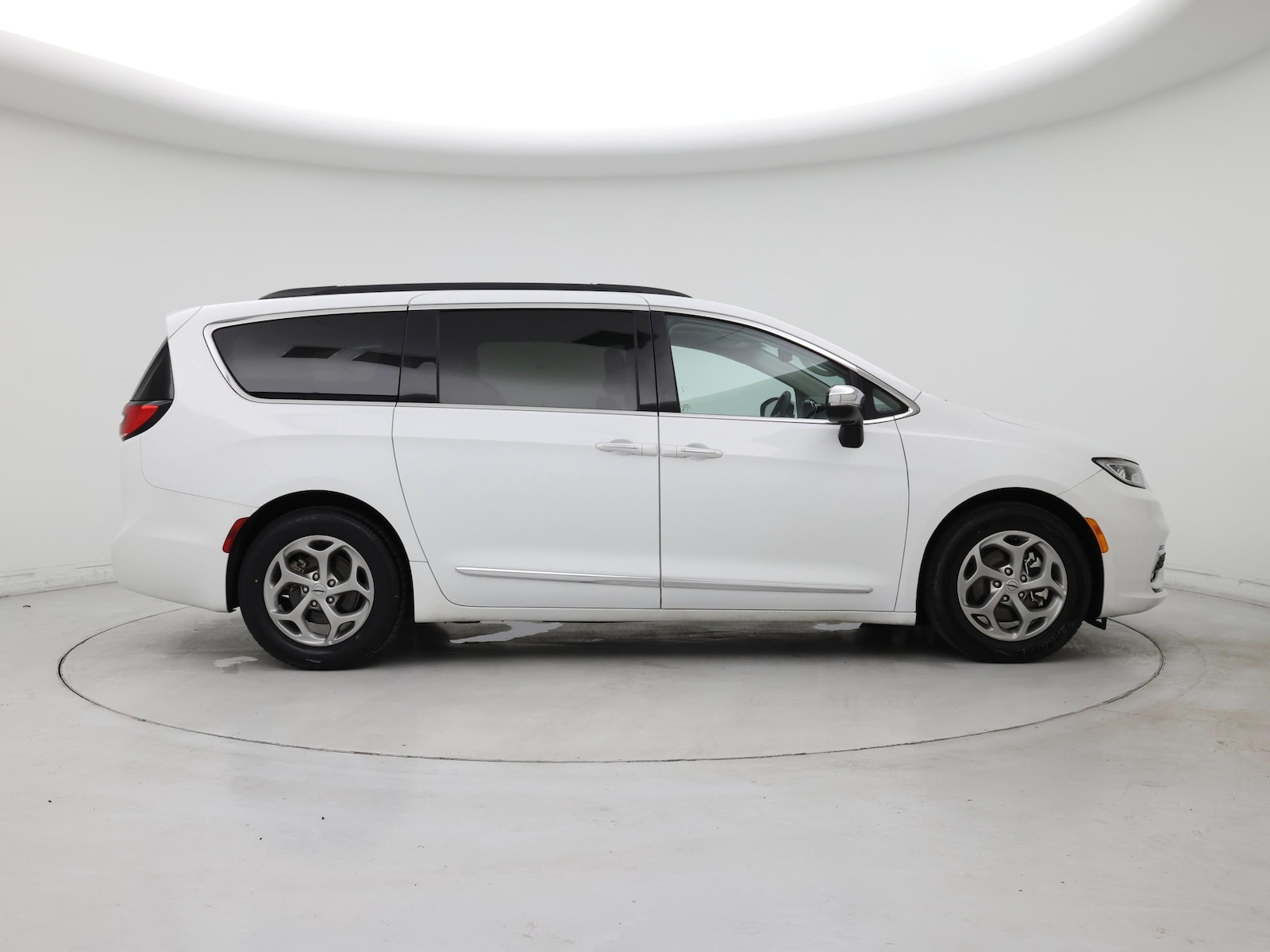 2023 Chrysler Pacifica Limited - Photo 8