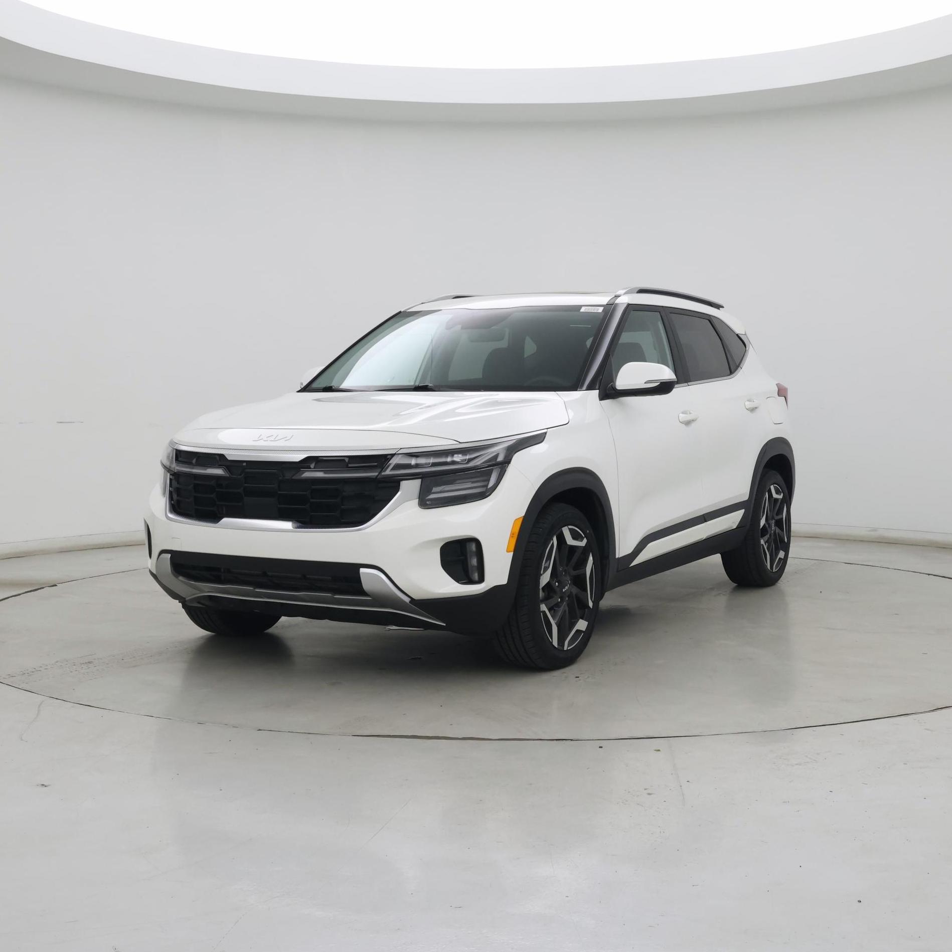 Thumbnail: 2024 Kia Seltos - 4