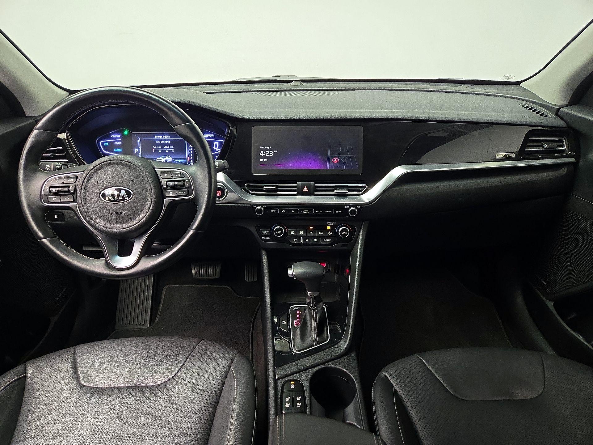Thumbnail: 2020 Kia Niro - 9