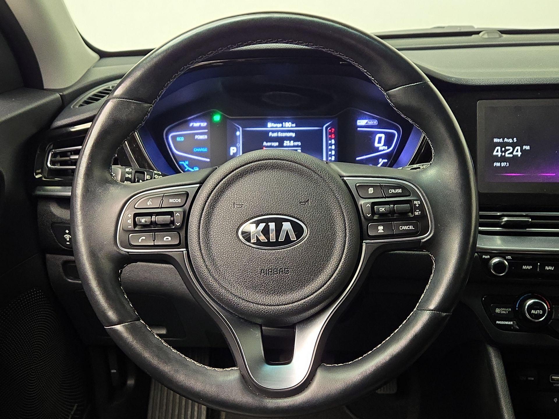 Thumbnail: 2020 Kia Niro - 10