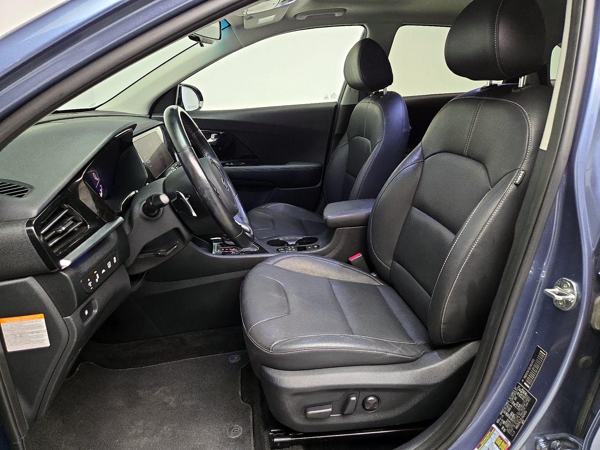 Thumbnail: 2020 Kia Niro - 11