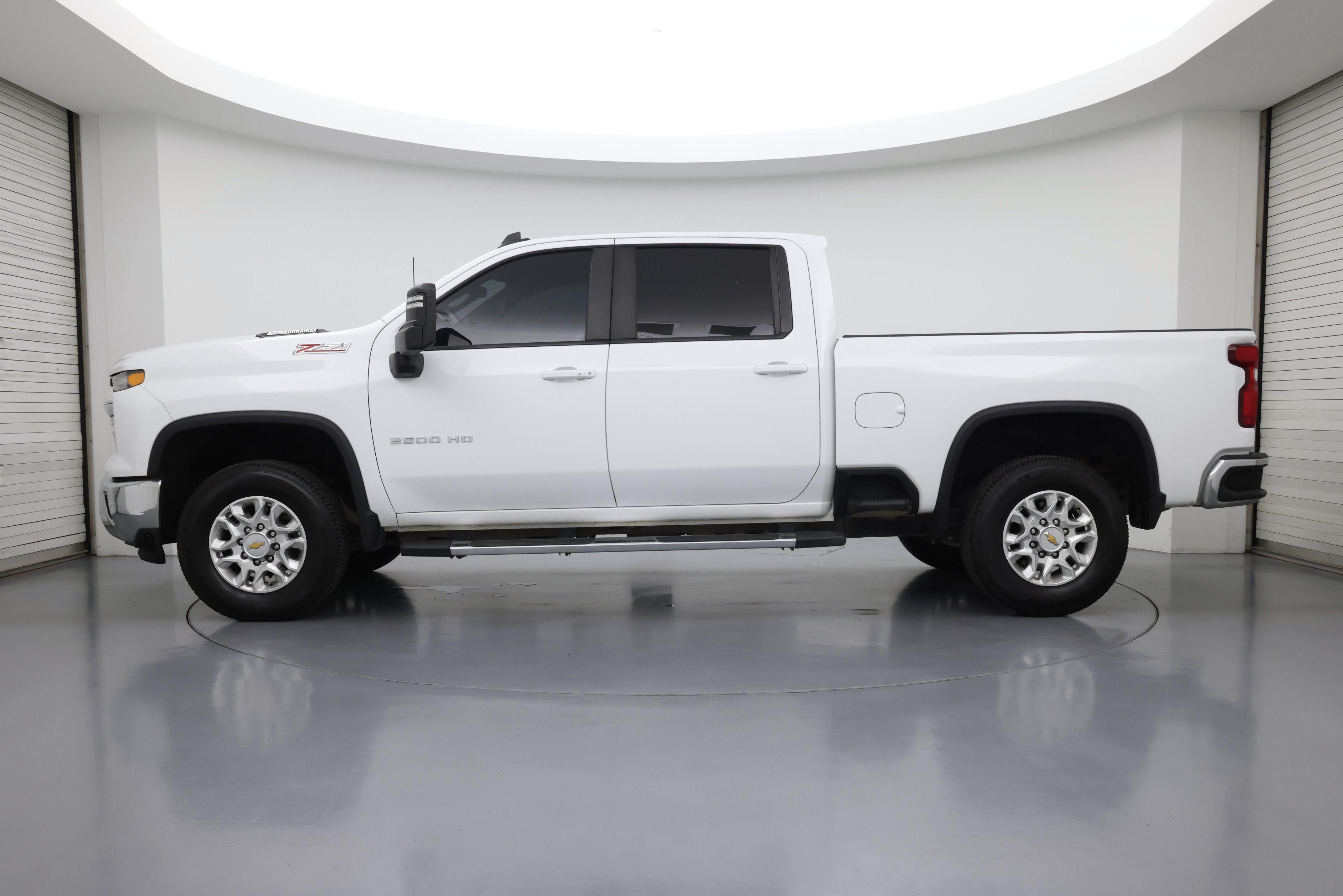 Thumbnail: 2024 Chevrolet Silverado 2500 - 3