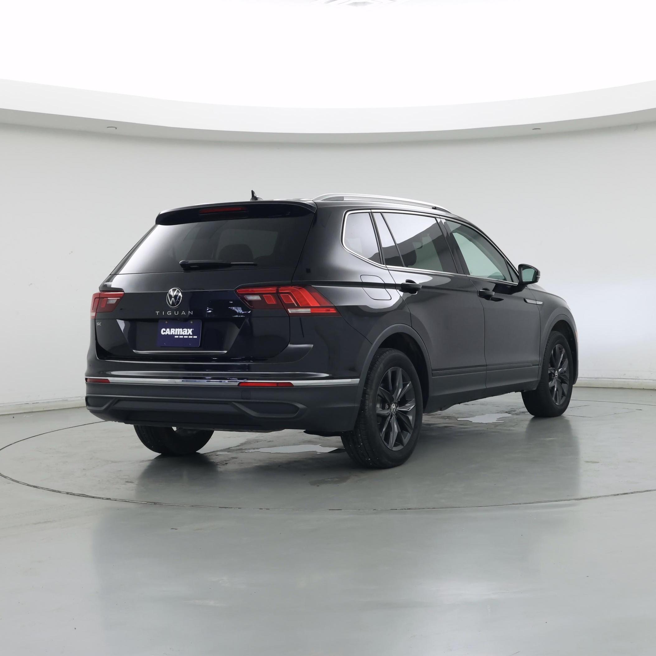 Thumbnail: 2024 Volkswagen Tiguan - 8