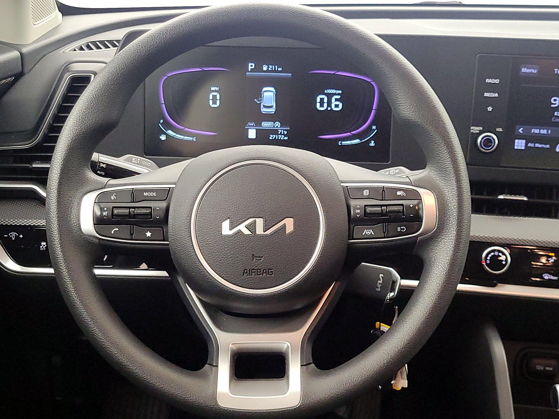 Thumbnail: 2023 Kia Sportage - 10