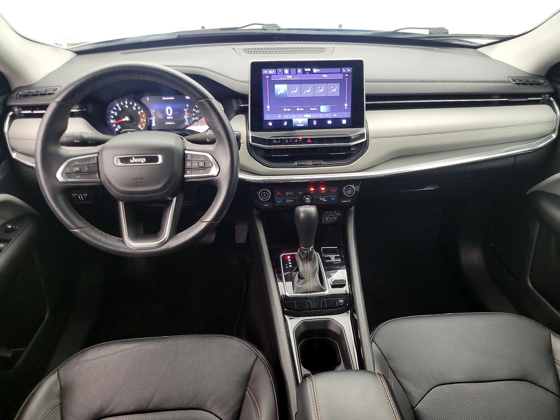 Thumbnail: 2022 Jeep Compass - 9