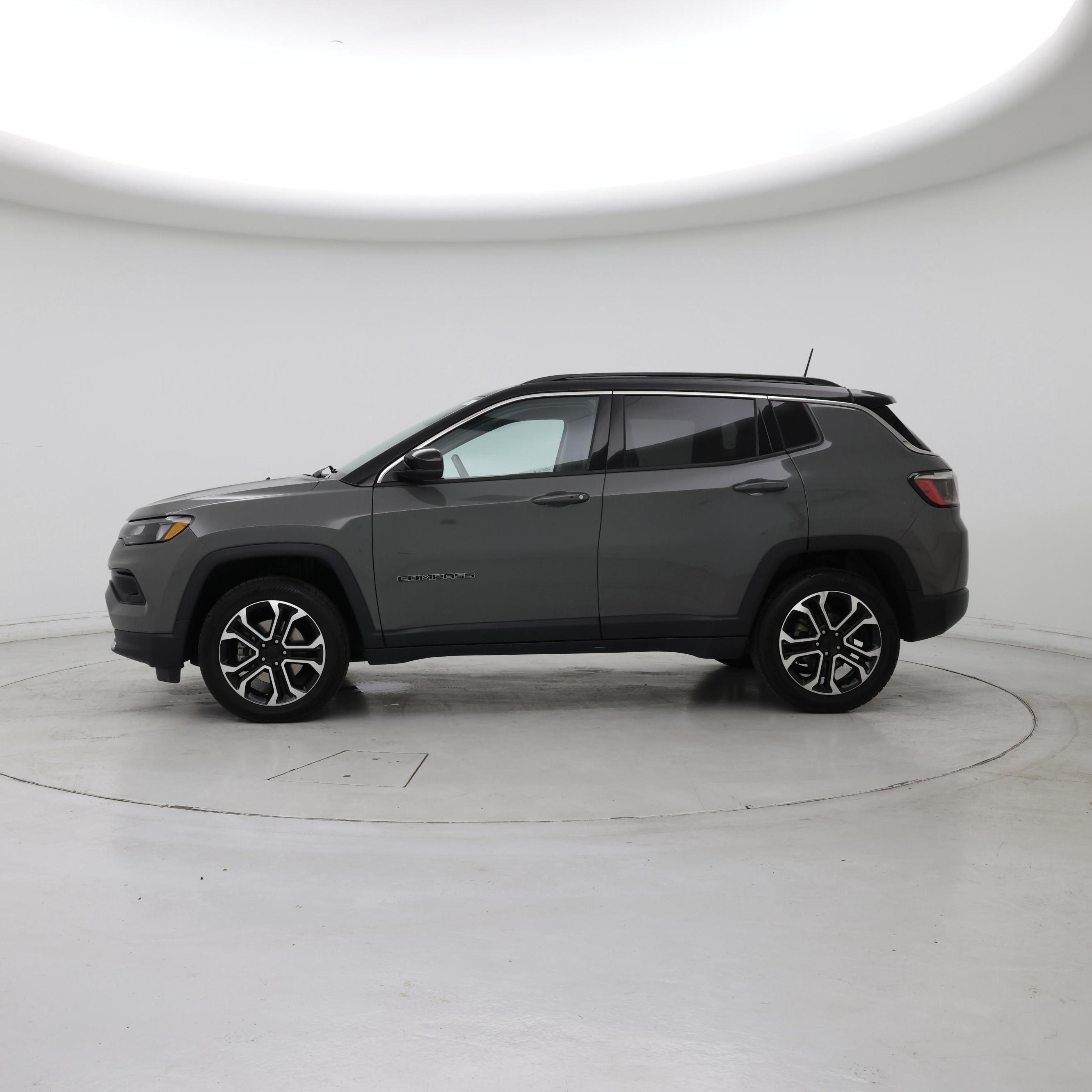 Thumbnail: 2022 Jeep Compass - 3
