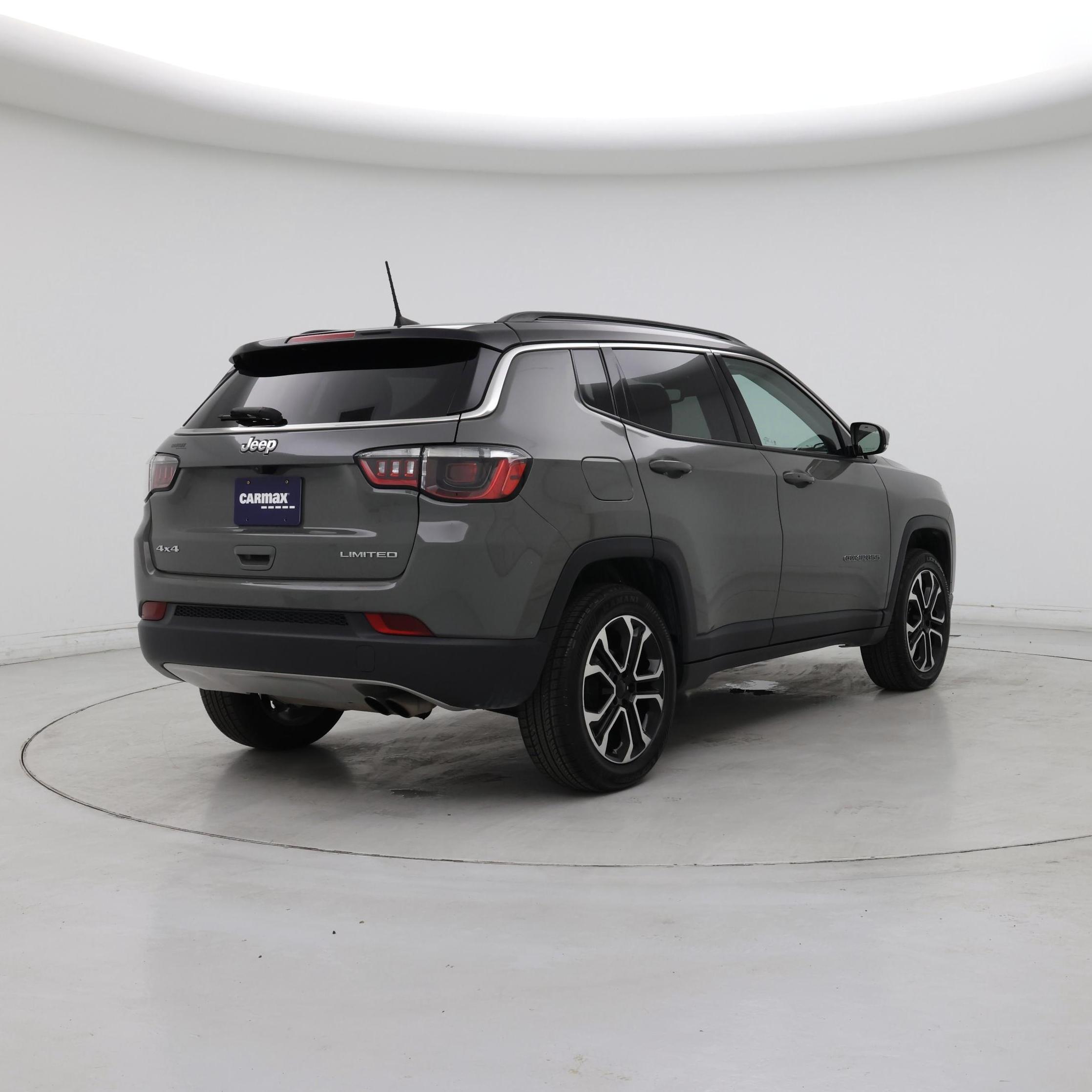 Thumbnail: 2022 Jeep Compass - 8