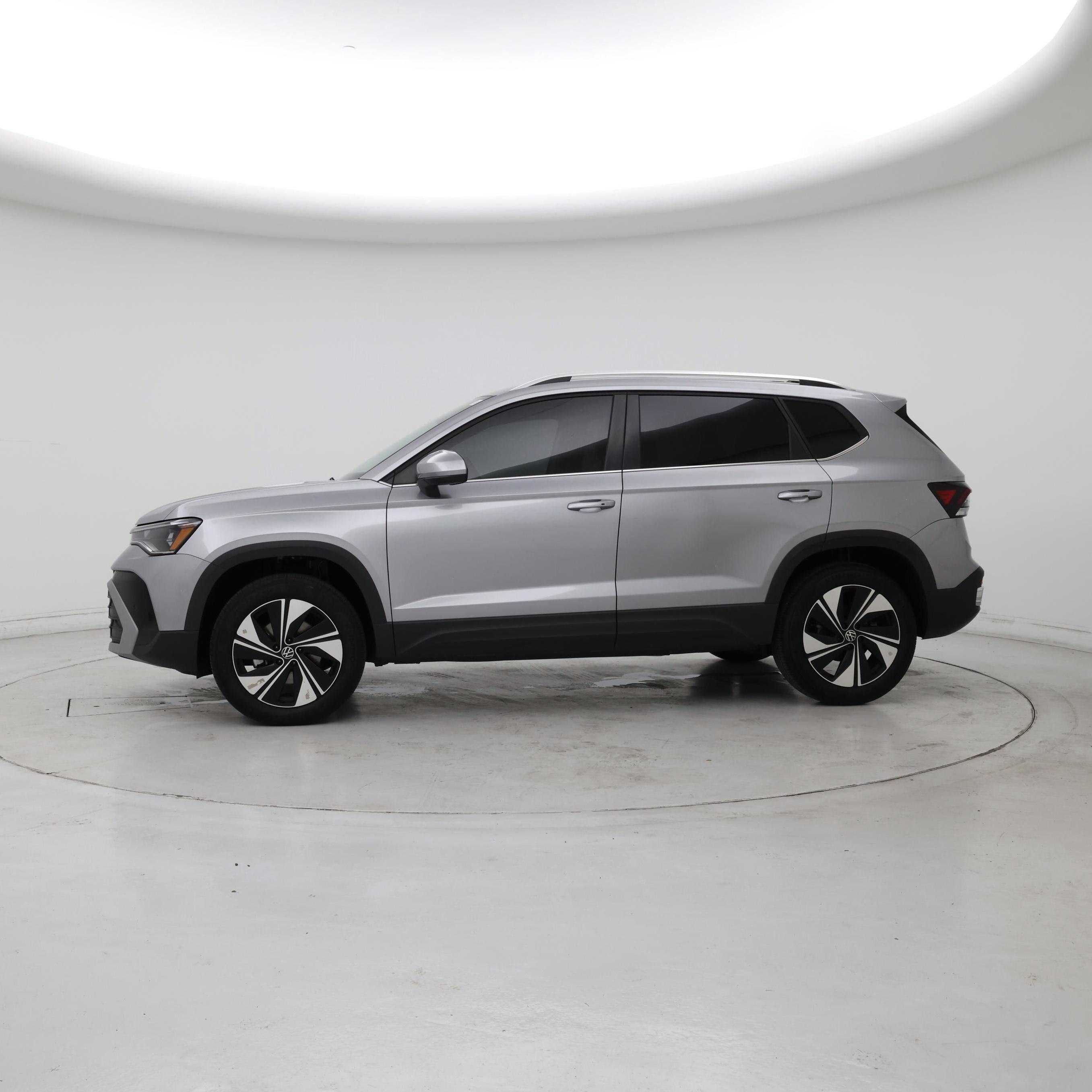Thumbnail: 2025 Volkswagen Taos - 3