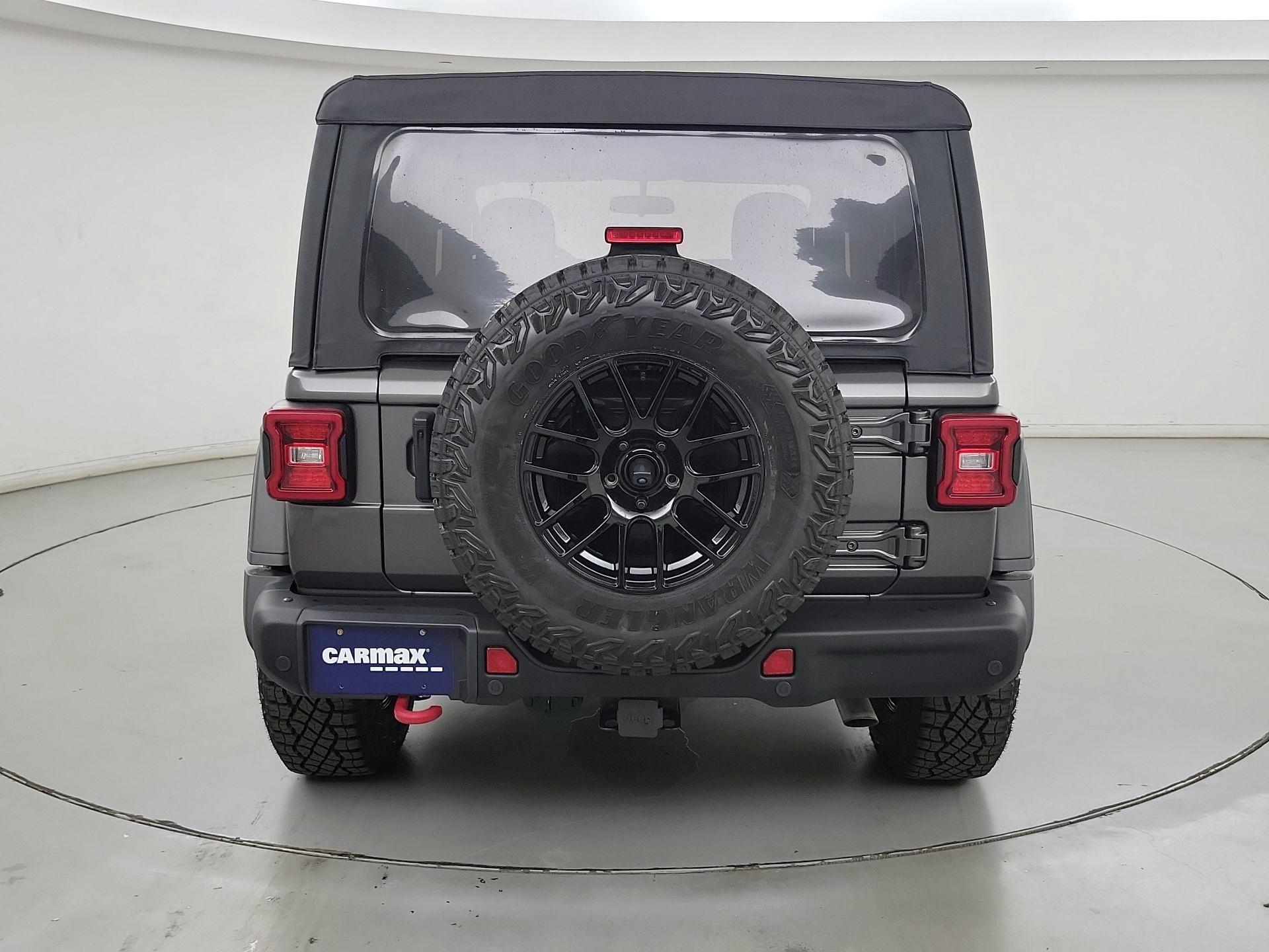 Thumbnail: 2021 Jeep Wrangler - 6