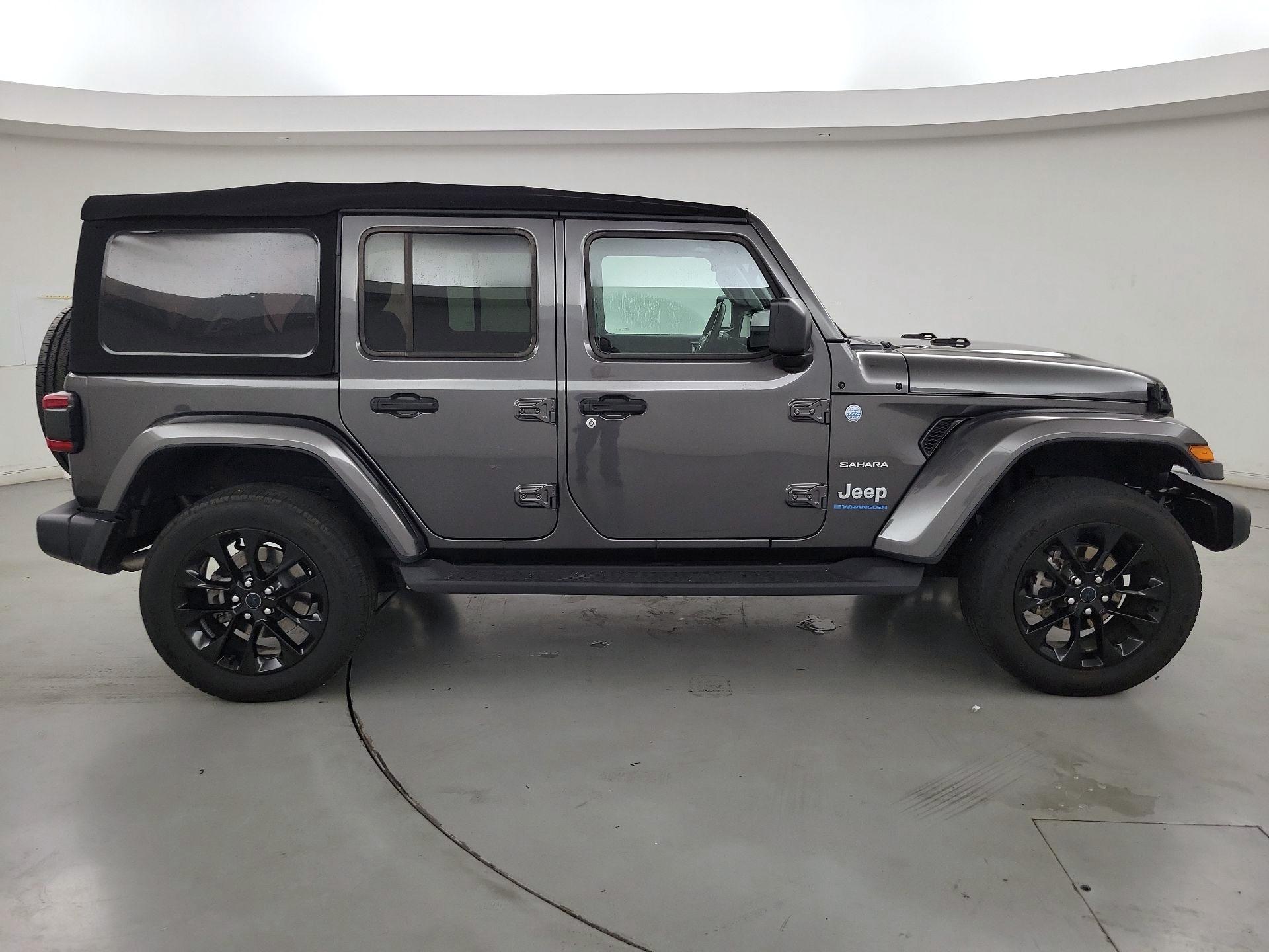 Thumbnail: 2024 Jeep Wrangler - 4