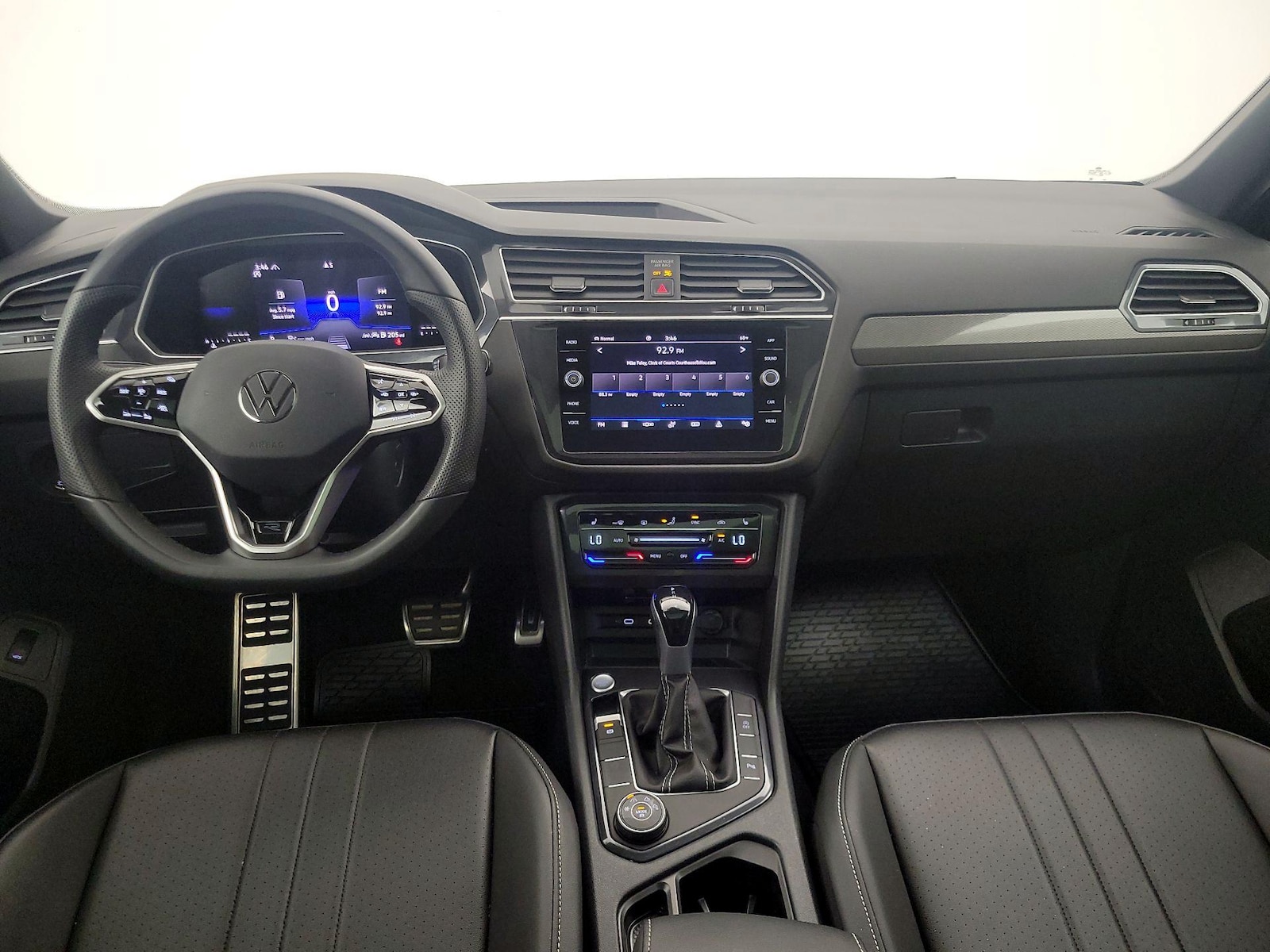 2024 Volkswagen Tiguan SE R-LINE BLACK - Photo 10