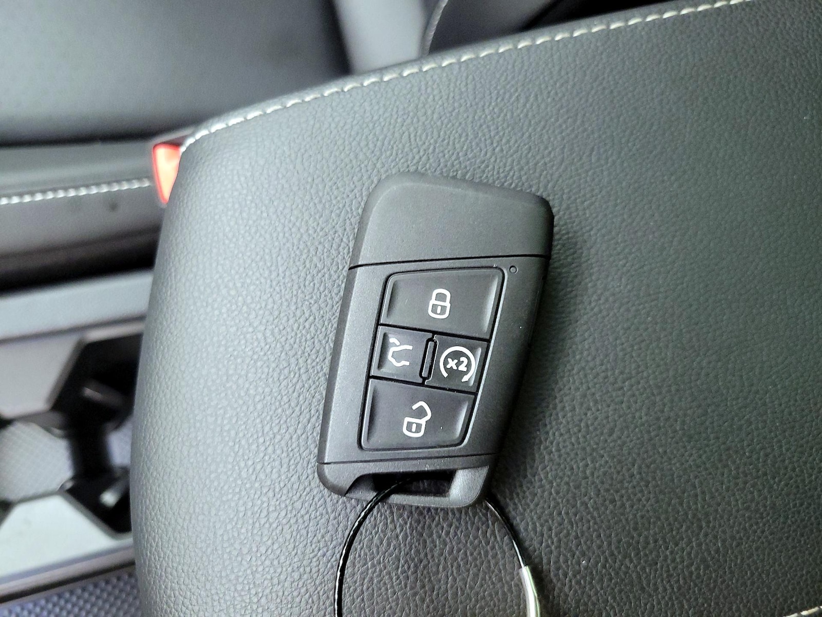 2024 Volkswagen Tiguan SE R-LINE BLACK - Photo 24